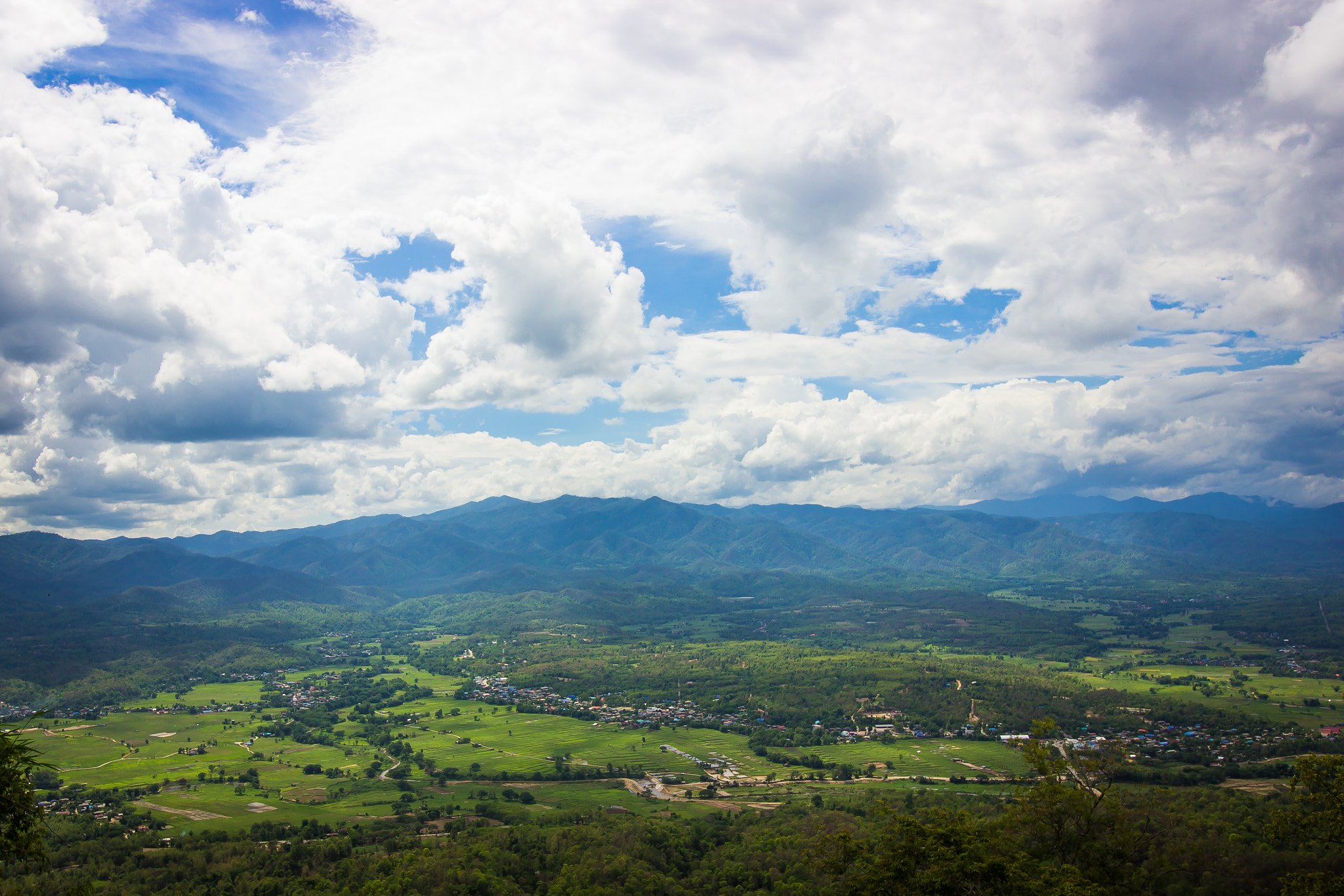 Canon EF-S 10-18mm F4.5–5.6 IS STM sample photo. Some where only we know. :) photography