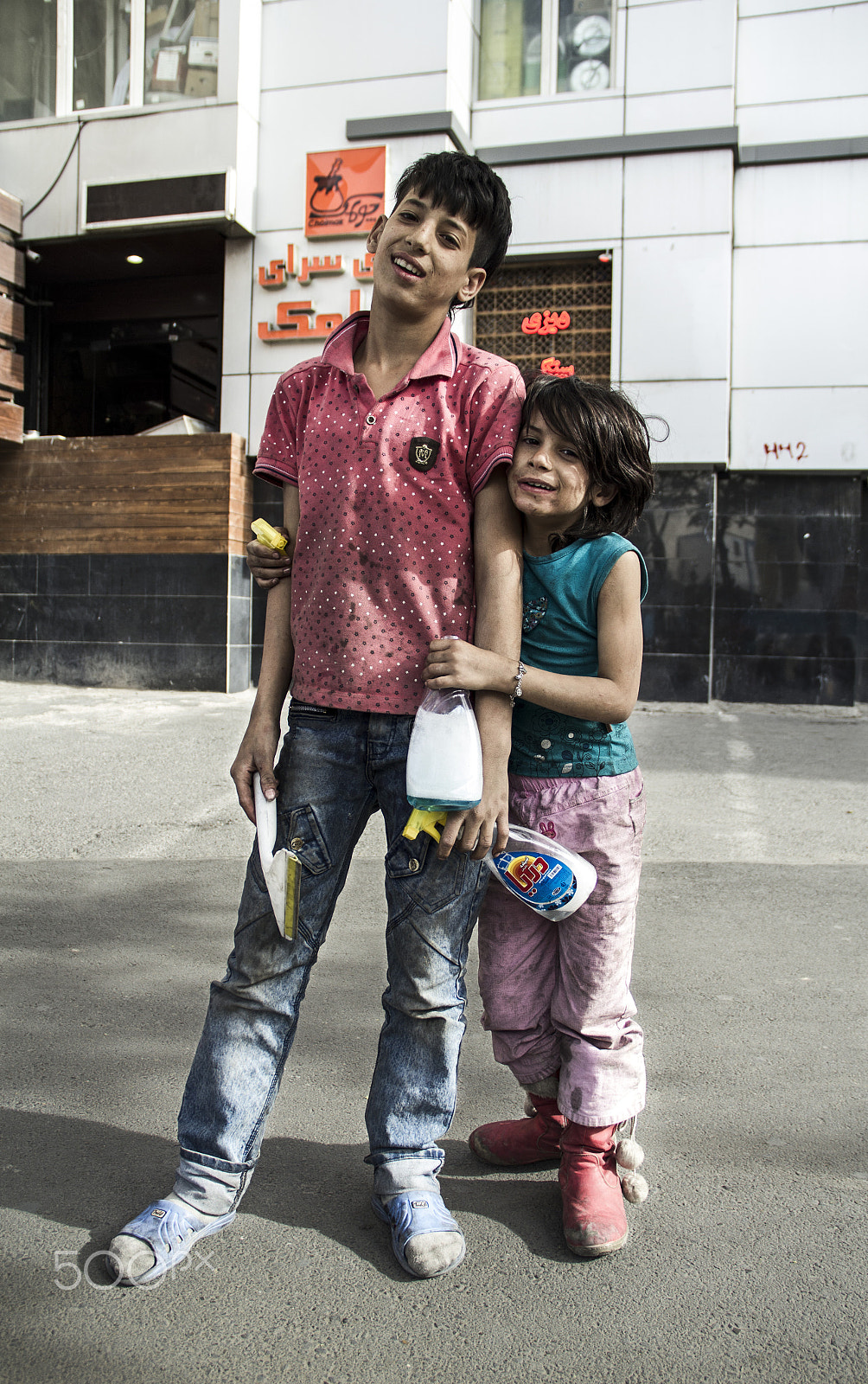 Canon EOS 550D (EOS Rebel T2i / EOS Kiss X4) sample photo. Brother and sister photography
