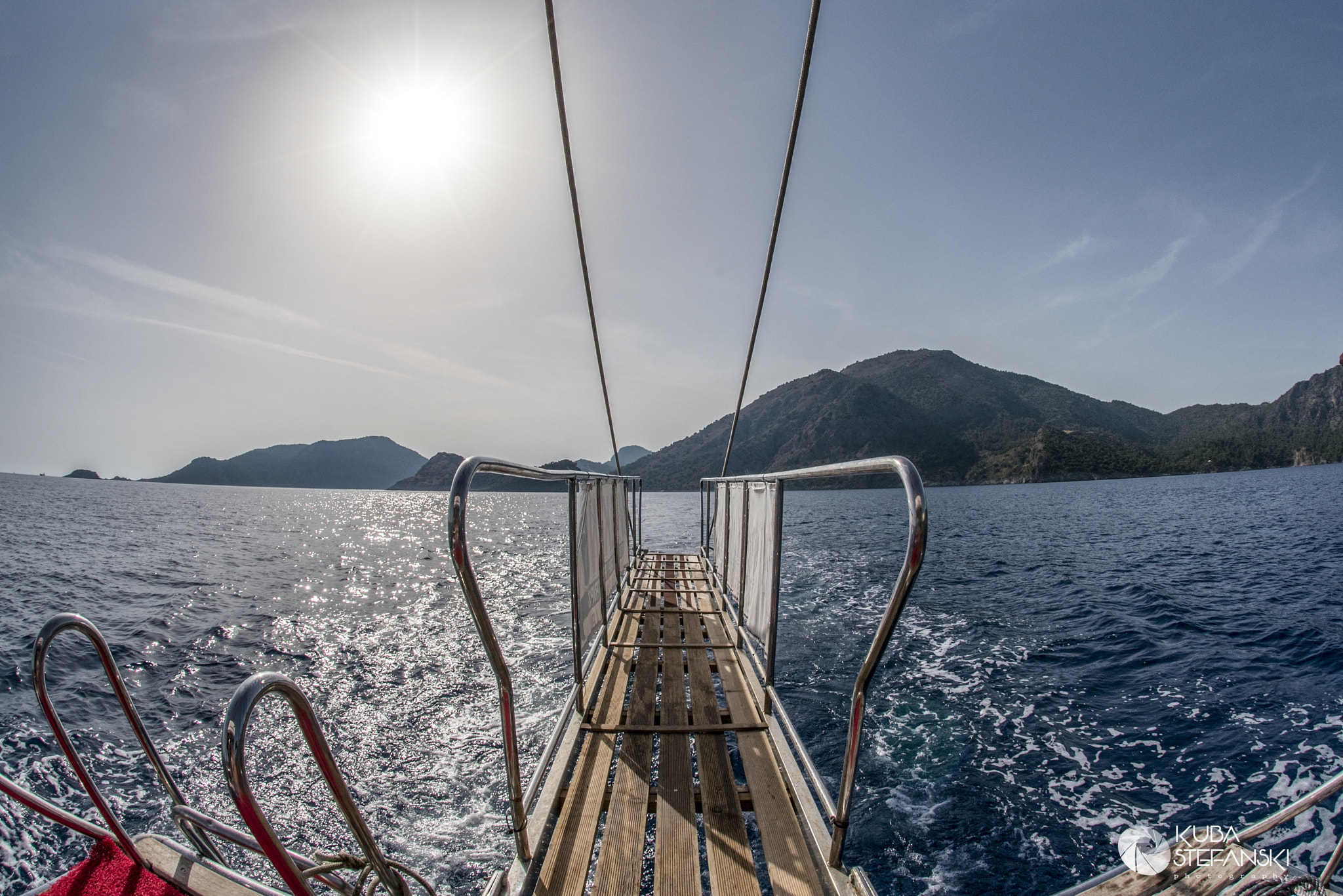 Nikon AF DX Fisheye-Nikkor 10.5mm F2.8G ED sample photo. Bridge to the sun photography
