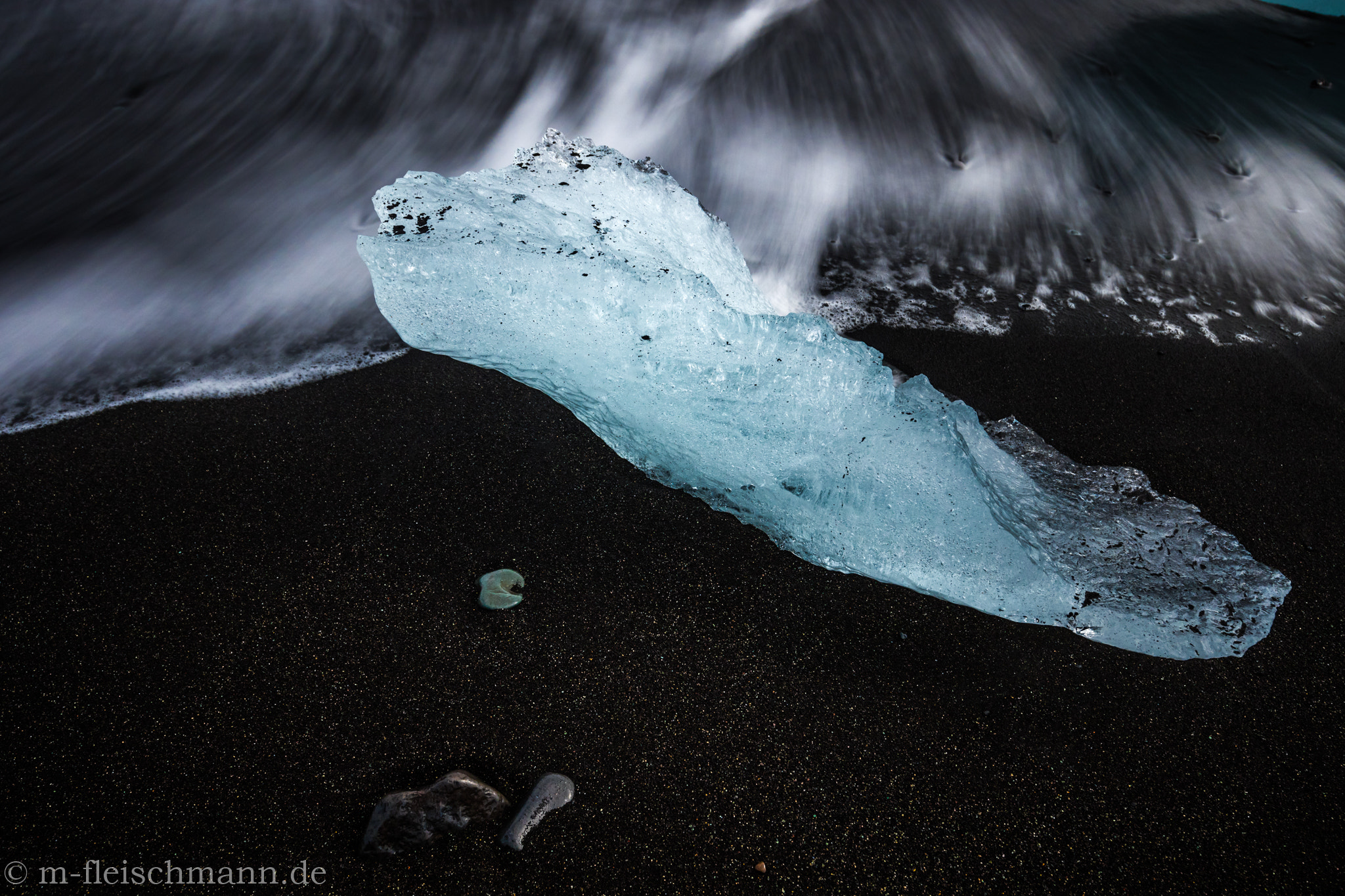 Canon EF 16-35mm F4L IS USM sample photo. Iceland photography