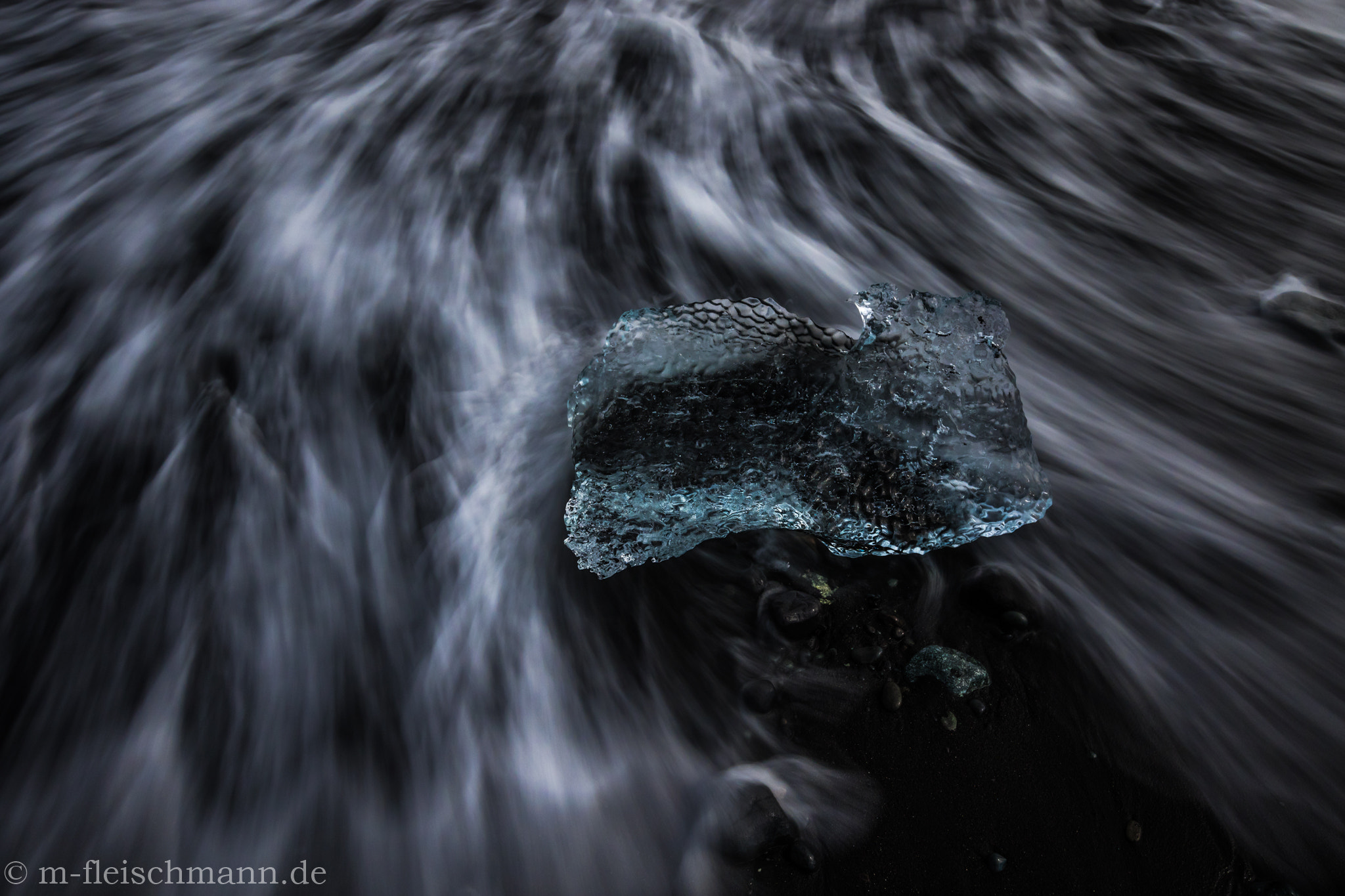 Canon EF 16-35mm F4L IS USM sample photo. Iceland photography