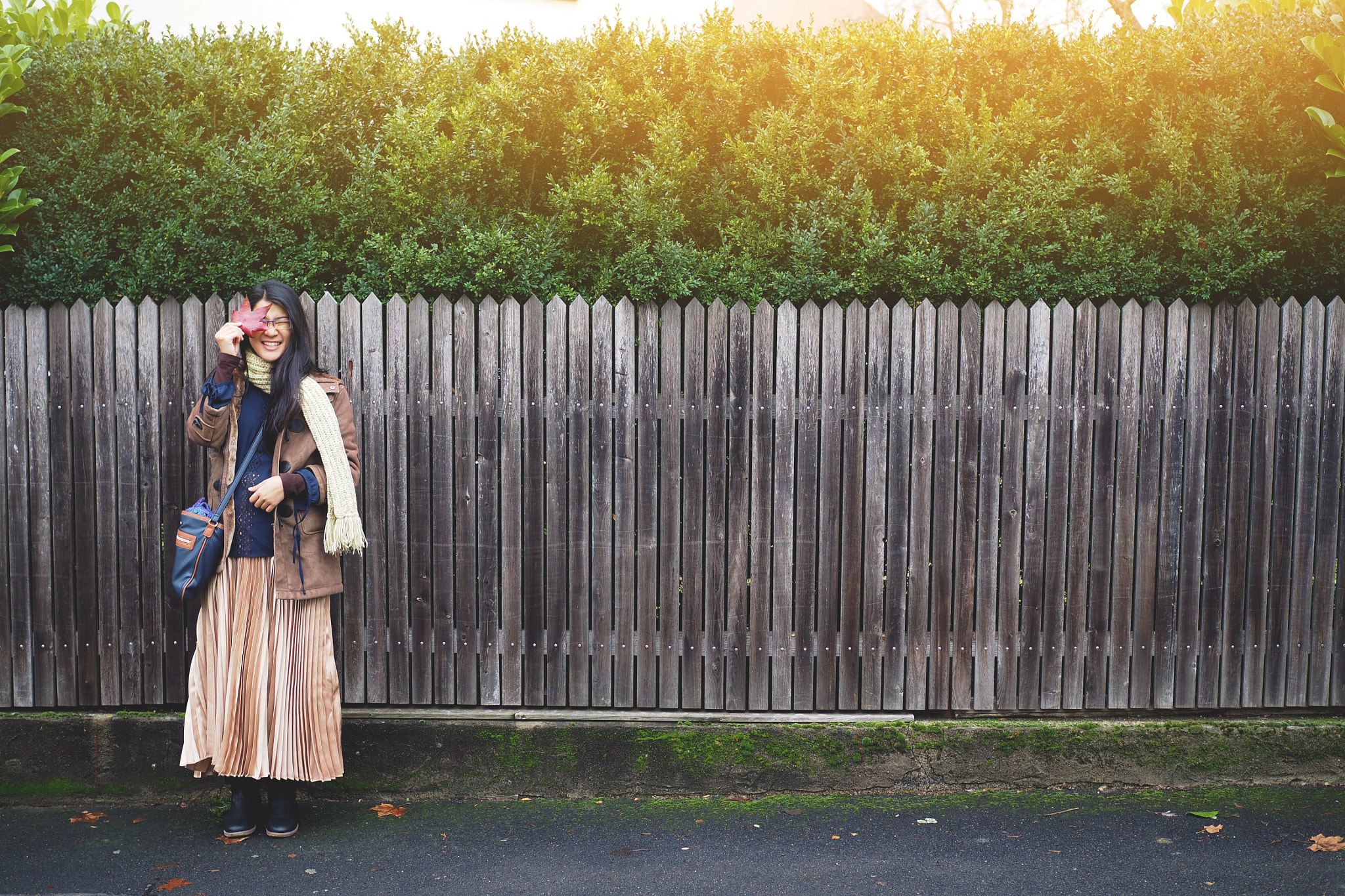 Olympus OM-D E-M5 II + Olympus M.Zuiko Digital 25mm F1.8 sample photo. Happy for the sun on a december afternoon. photography