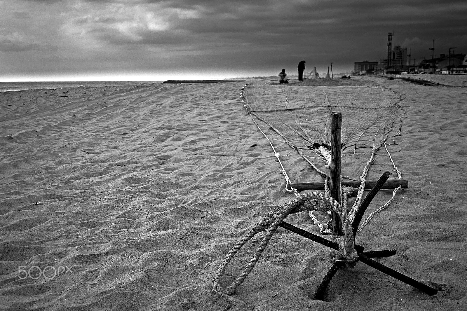 Canon EOS 500D (EOS Rebel T1i / EOS Kiss X3) sample photo. Repair fishing nets. photography