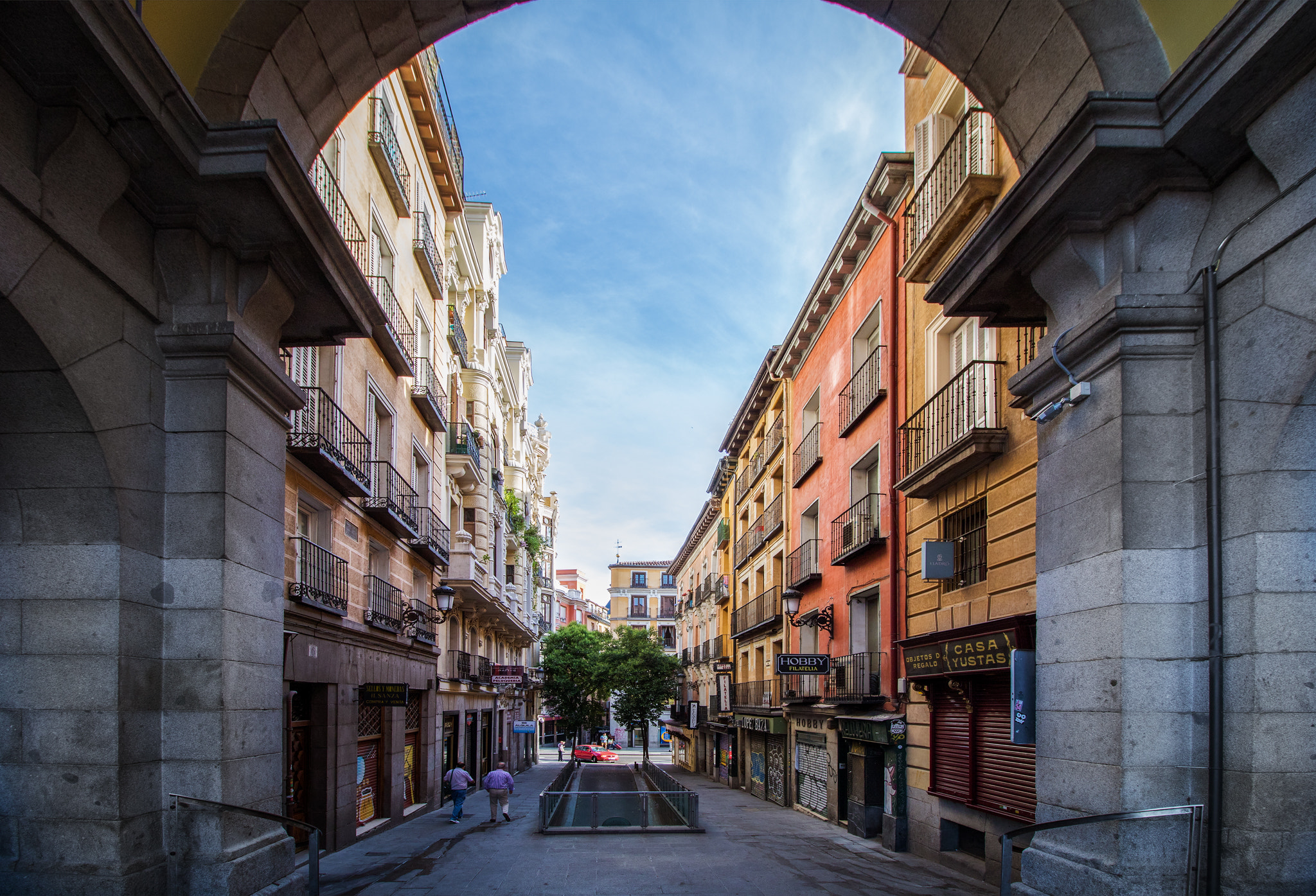 Canon EF-S 10-18mm F4.5–5.6 IS STM sample photo. Beyond plaza mayor photography