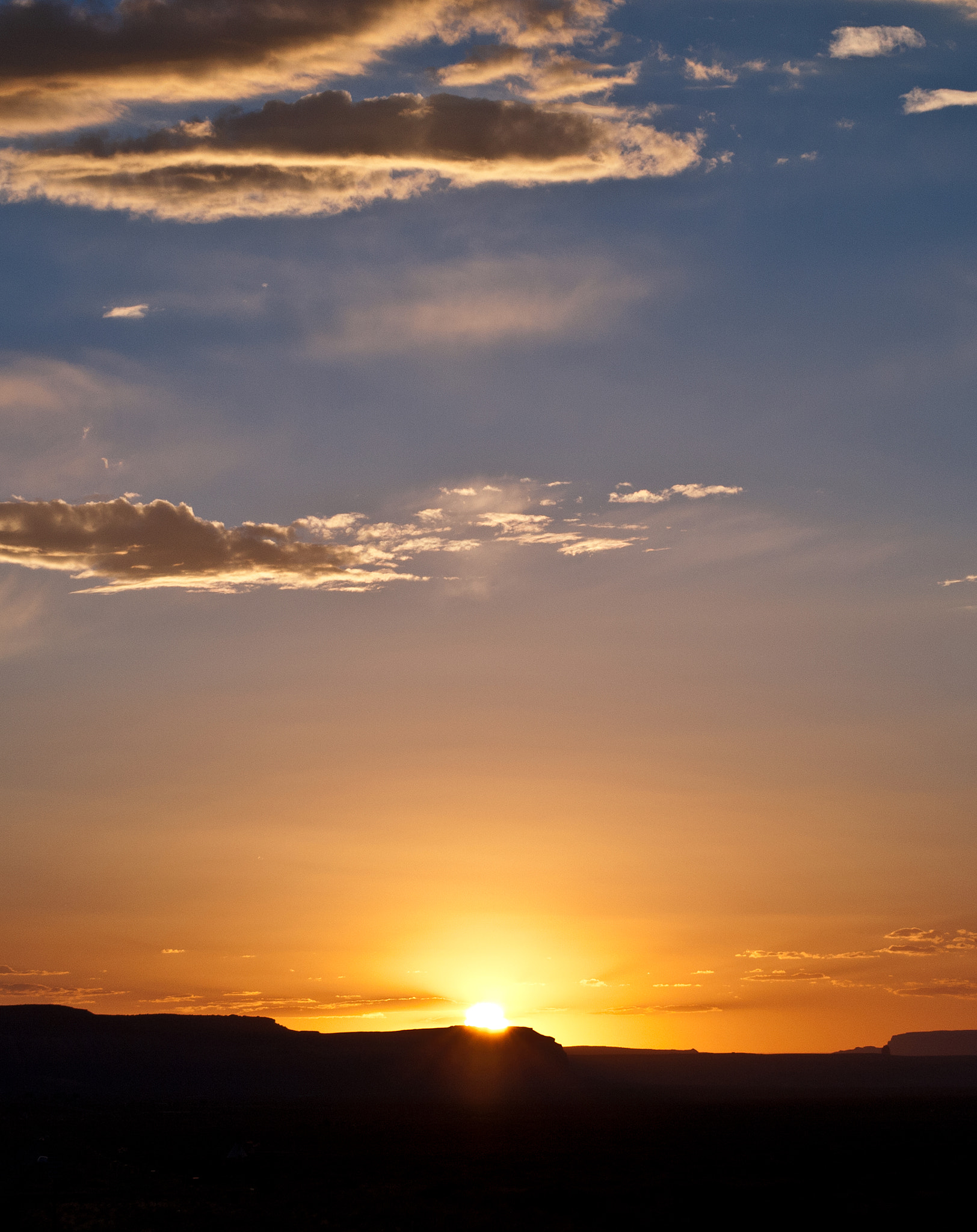 Panasonic Leica DG Macro-Elmarit 45mm F2.8 ASPH OIS sample photo. Sunset serenade photography