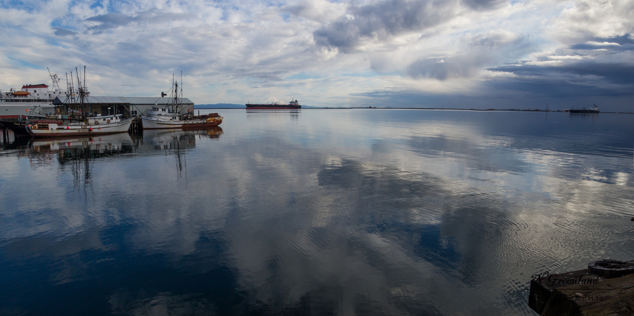 Canon EOS 100D (EOS Rebel SL1 / EOS Kiss X7) sample photo. Fishing boats photography