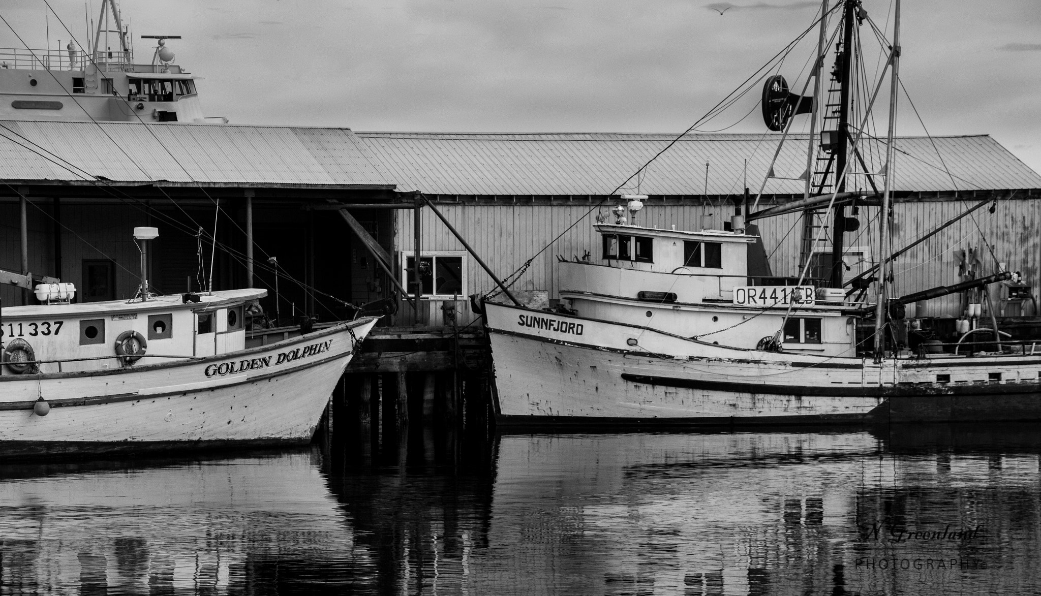 Canon EOS 100D (EOS Rebel SL1 / EOS Kiss X7) sample photo. Fishing boats photography