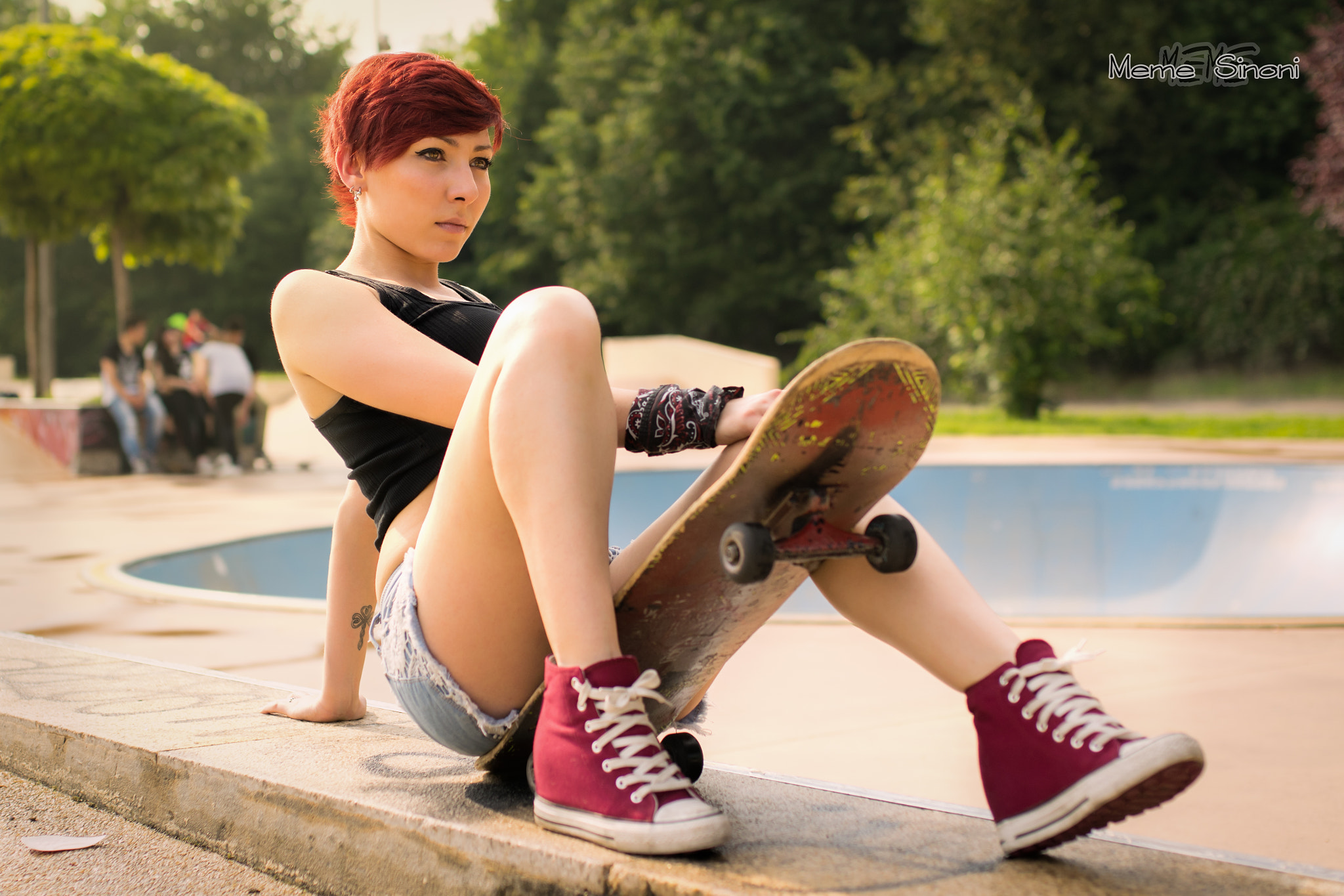 Nikon D5300 + Sigma 35mm F1.4 DG HSM Art sample photo. Skate park lady photography