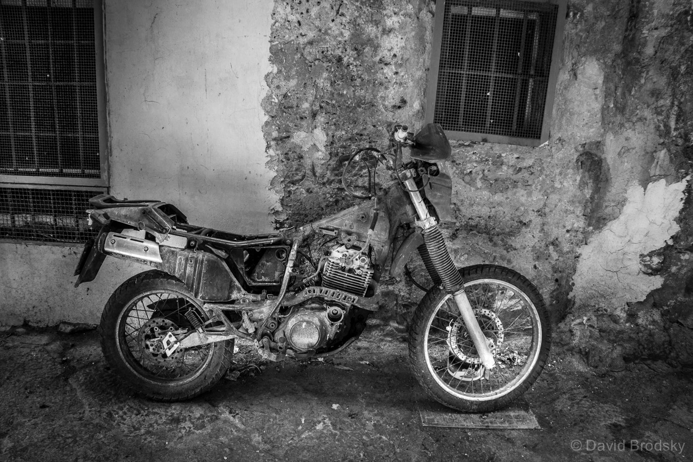 Sony E 18-200mm F3.5-6.3 OSS LE sample photo. Abandoned bike photography