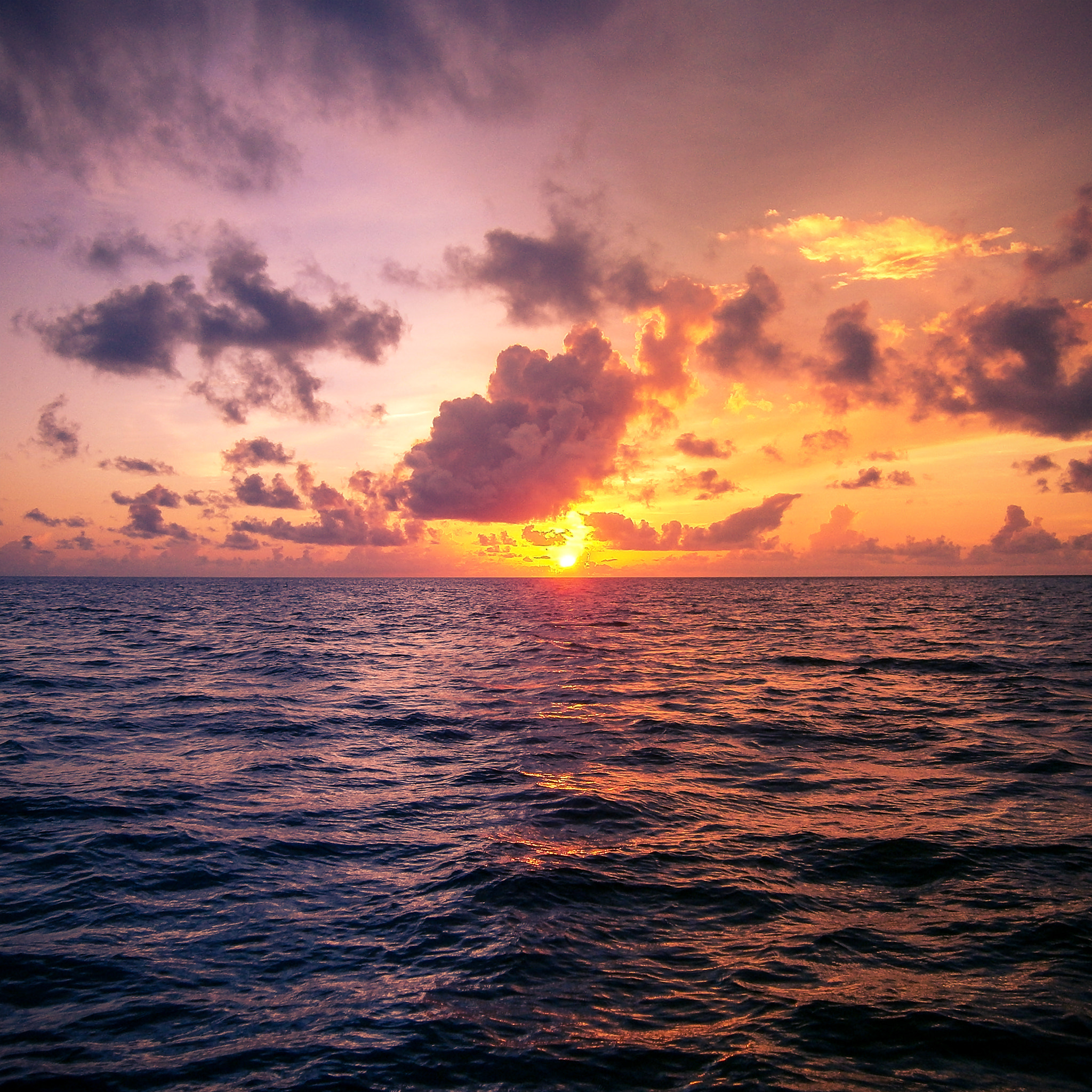 Olympus VG160,X990,D745 sample photo. Sunset at the maledives photography