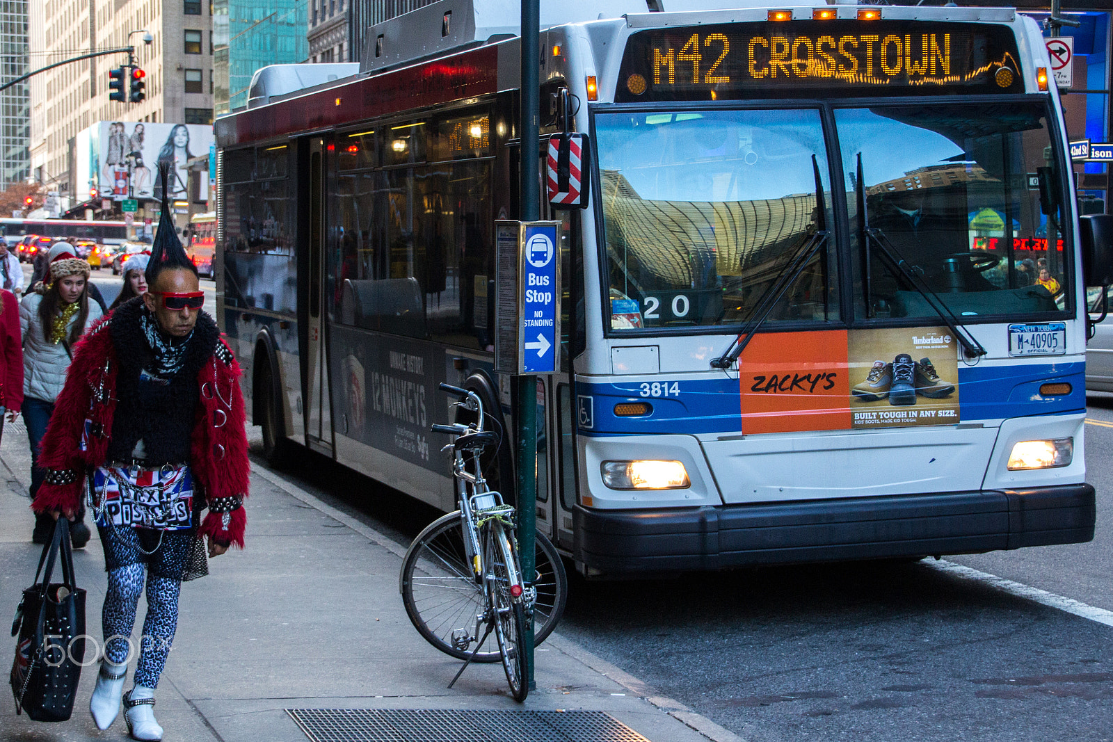 Canon EOS 650D (EOS Rebel T4i / EOS Kiss X6i) sample photo. Manhattan moments: punk style photography