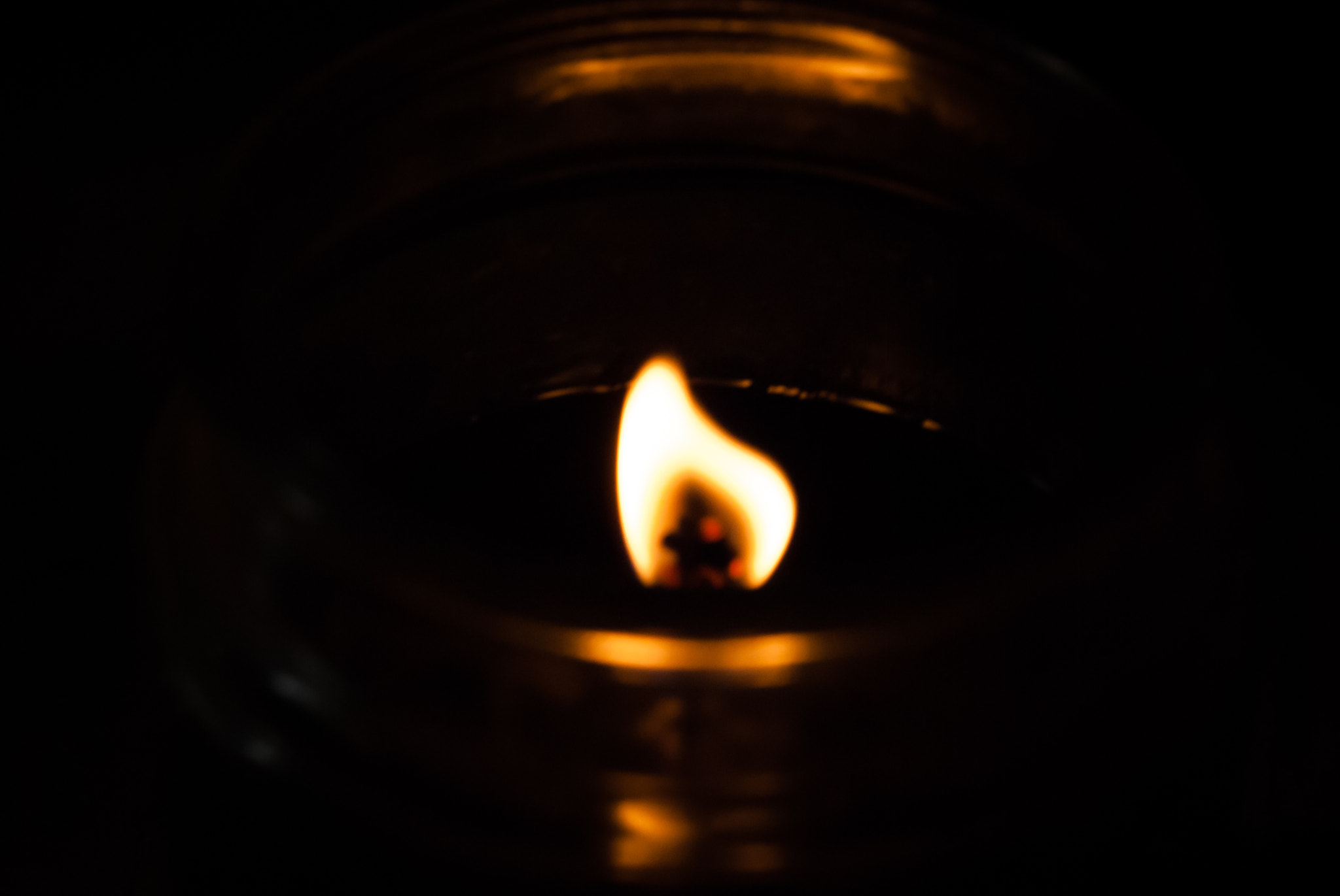 Nikon D60 + Nikon AF Nikkor 50mm F1.8D sample photo. Fire photography