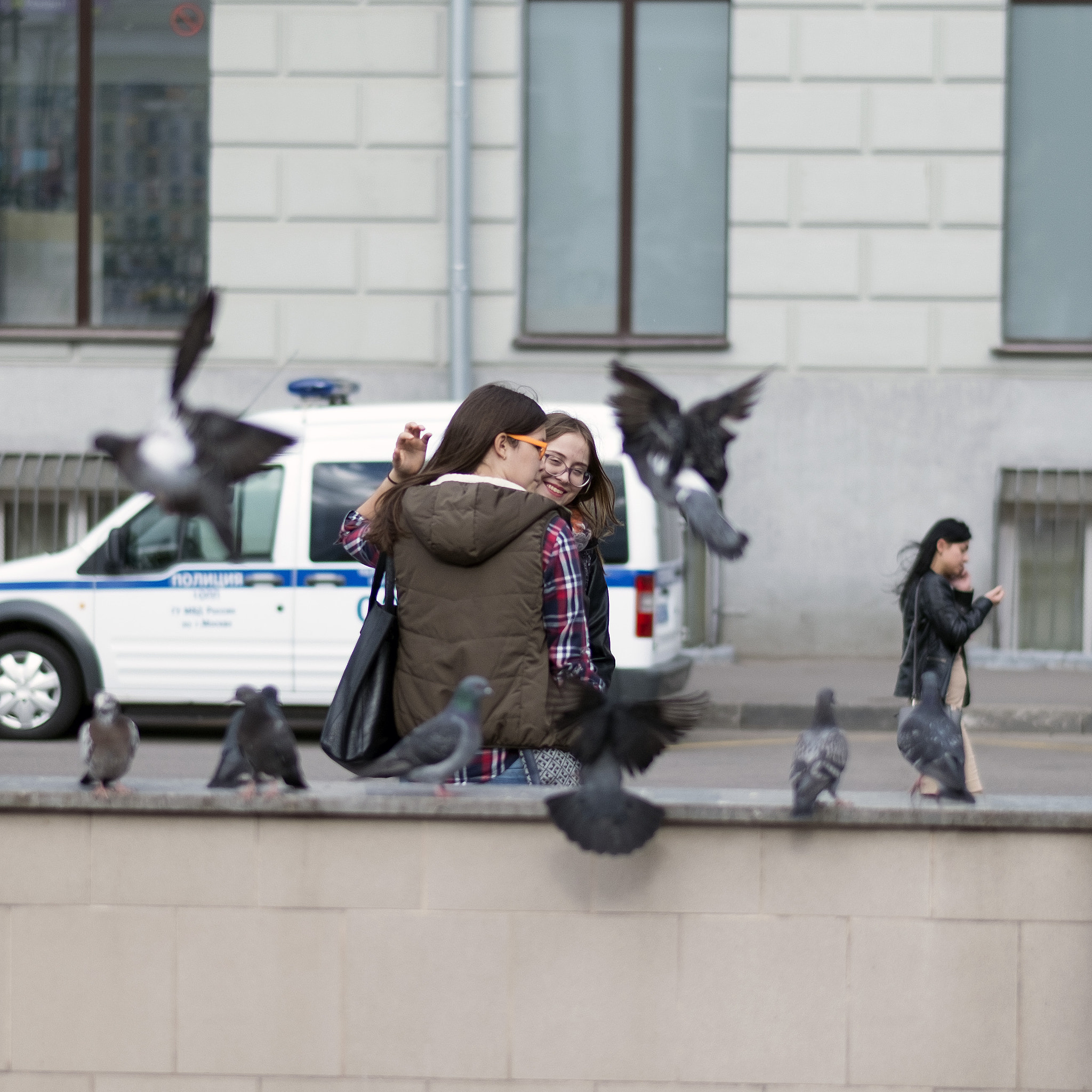 Fujifilm X-E1 + Fujifilm XF 56mm F1.2 R sample photo. Friends & doves photography