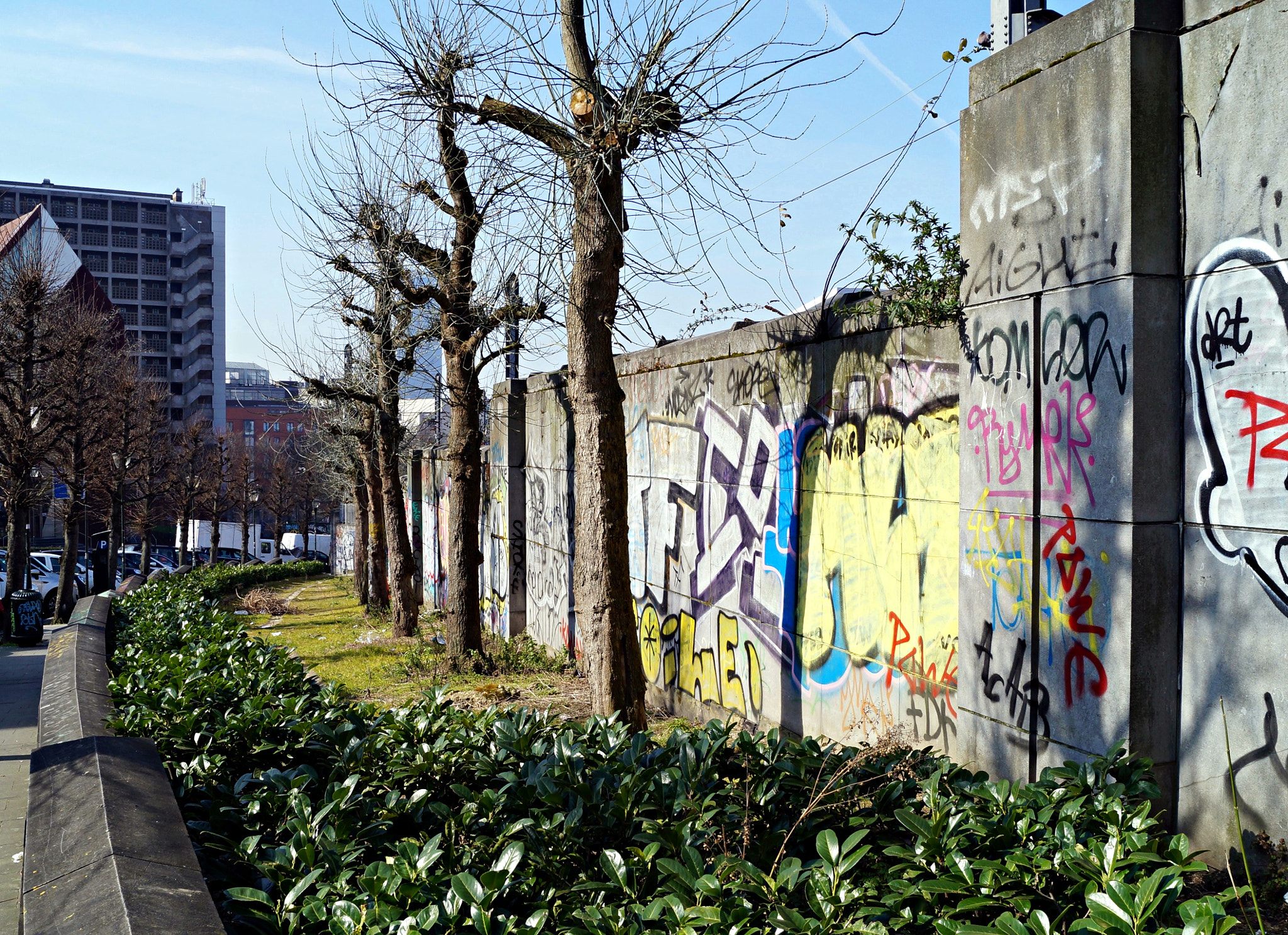 Sony DT 18-55mm F3.5-5.6 SAM II sample photo. Street art photography