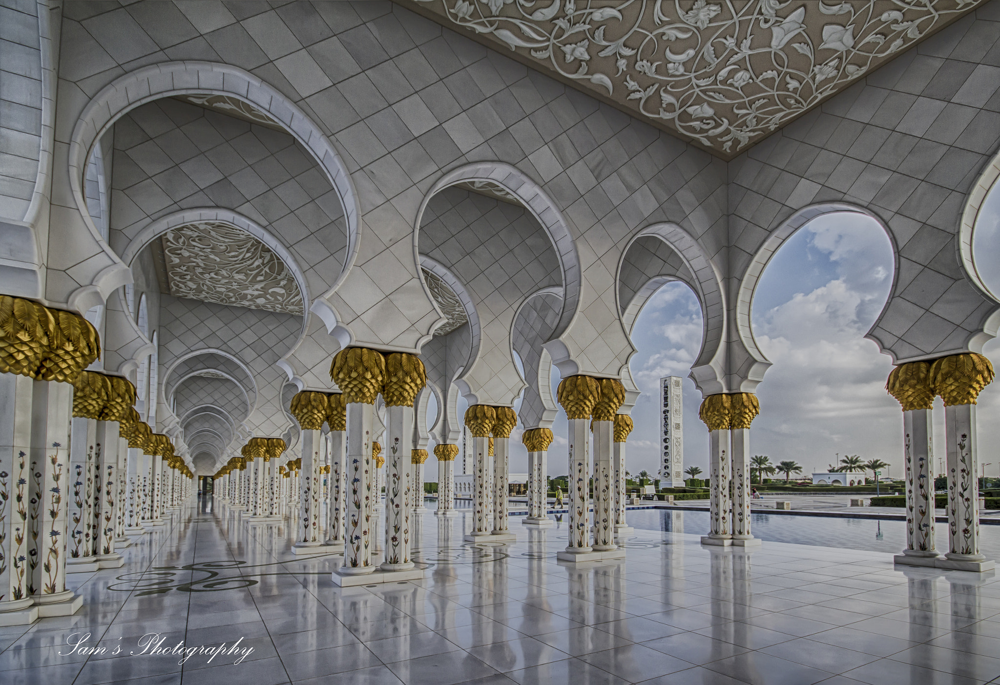 Sigma 10-20mm F4-5.6 EX DC HSM sample photo. Colour photography