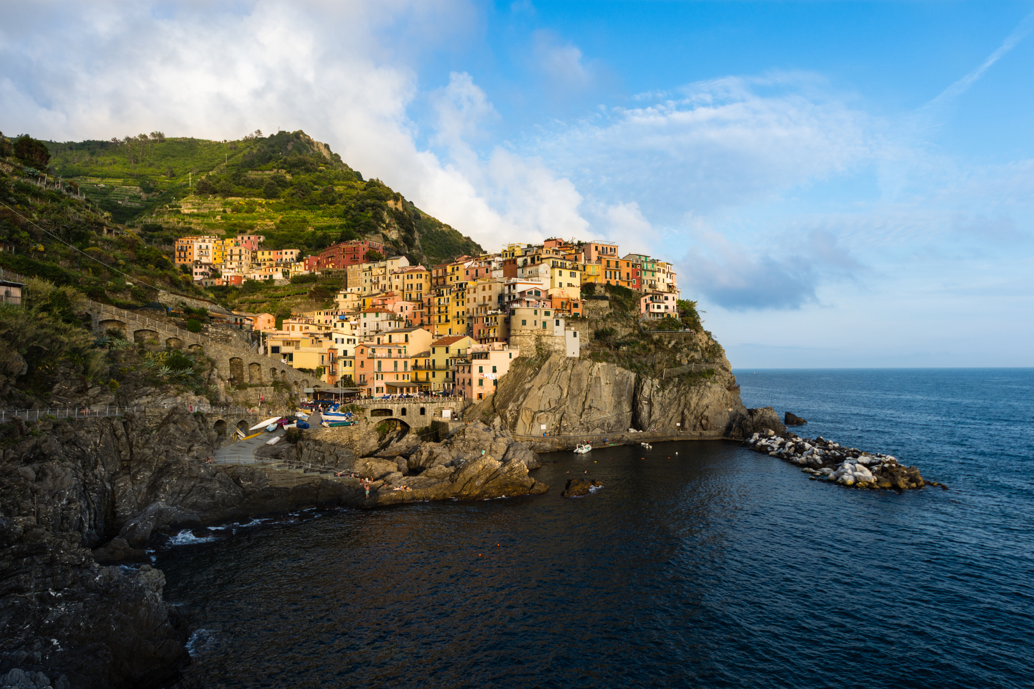 Sigma 8-16mm F4.5-5.6 DC HSM sample photo. Manarola photography