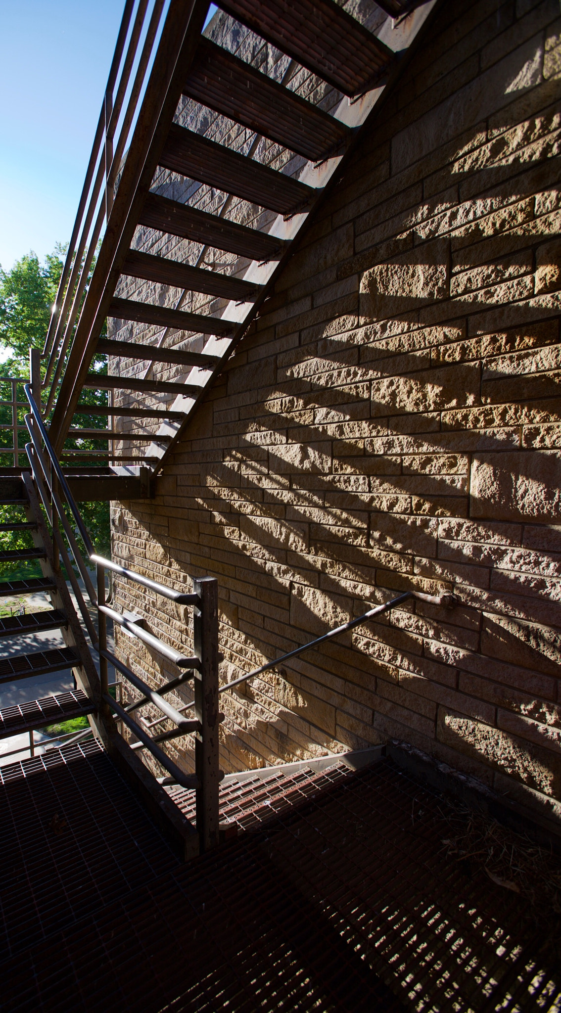 Canon EOS 5D + Canon EF 16-35mm F2.8L USM sample photo. Stair photography