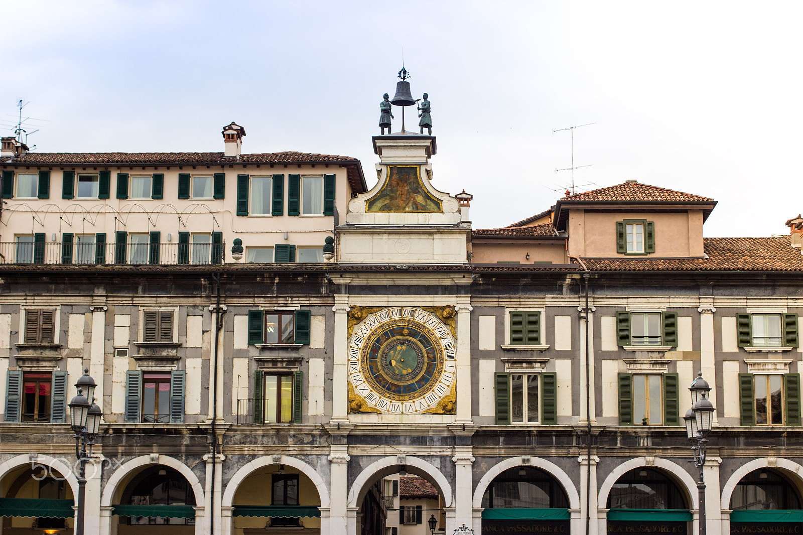 Canon EF 50mm F2.5 Macro sample photo. Piazza loggia - brescia photography