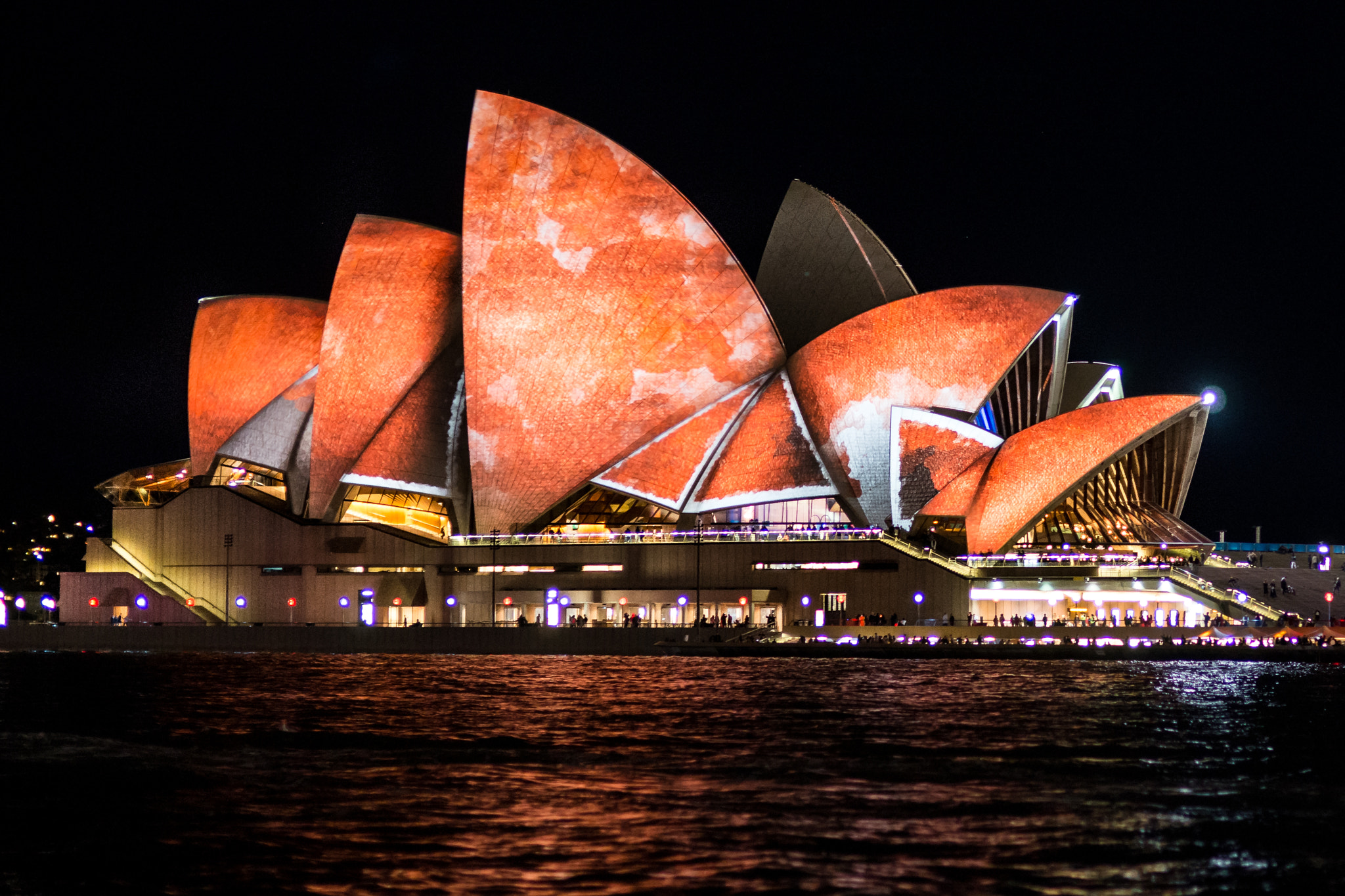 Sony a99 II + Sigma 85mm F1.4 EX DG HSM sample photo. Vivid sydney 41 photography