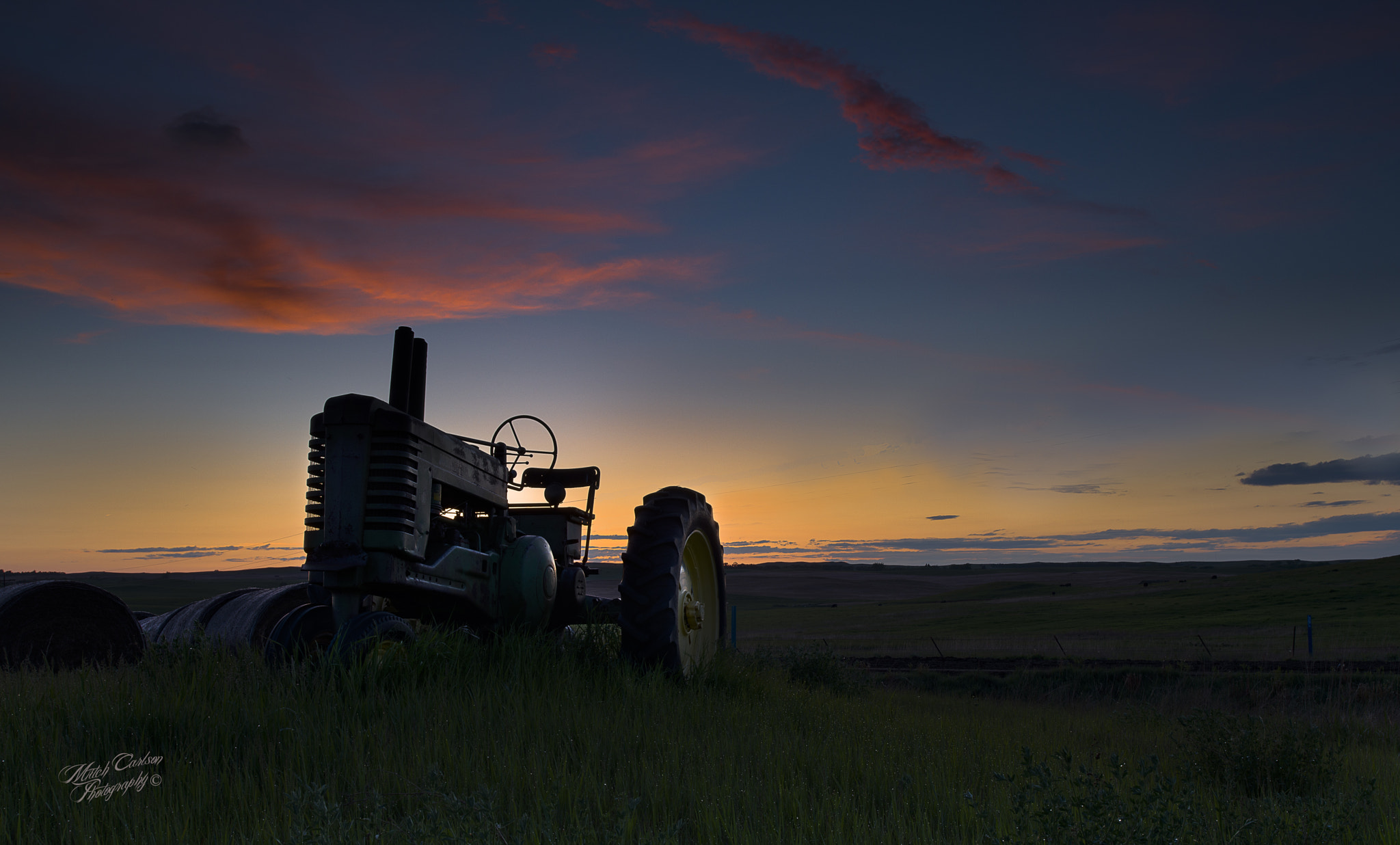 Nikon AF-S Nikkor 18-35mm F3.5-4.5G ED sample photo. John deere sunset photography