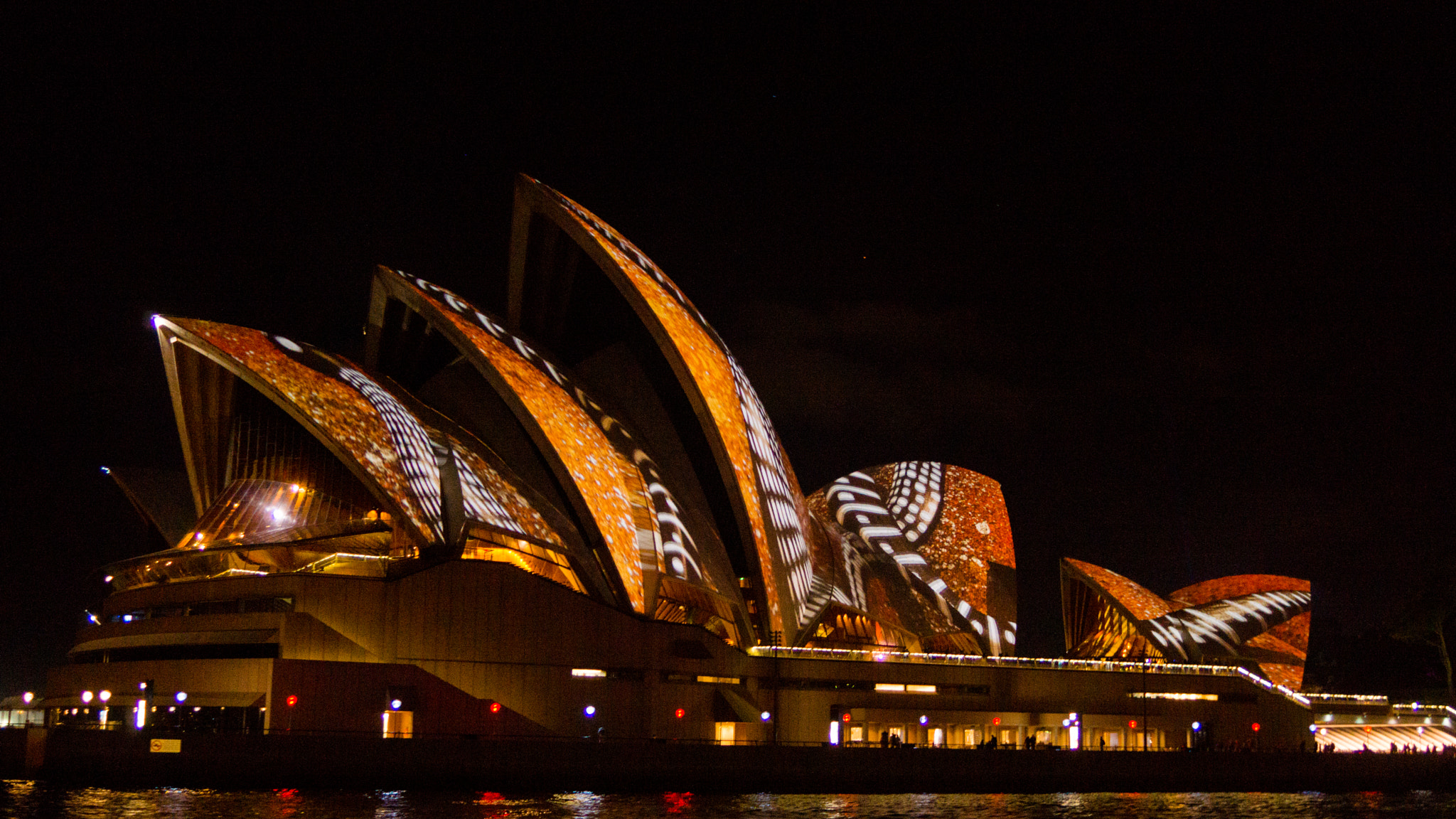 Sony SLT-A65 (SLT-A65V) + Sony 28mm F2.8 sample photo. Opera house vivid 2016 photography