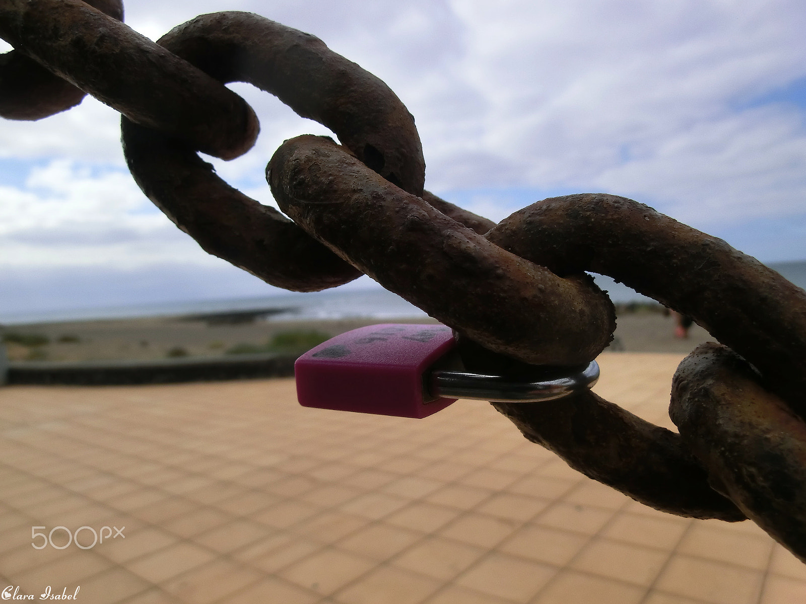 CASIO EX-H30 sample photo. El amor entre candados... photography