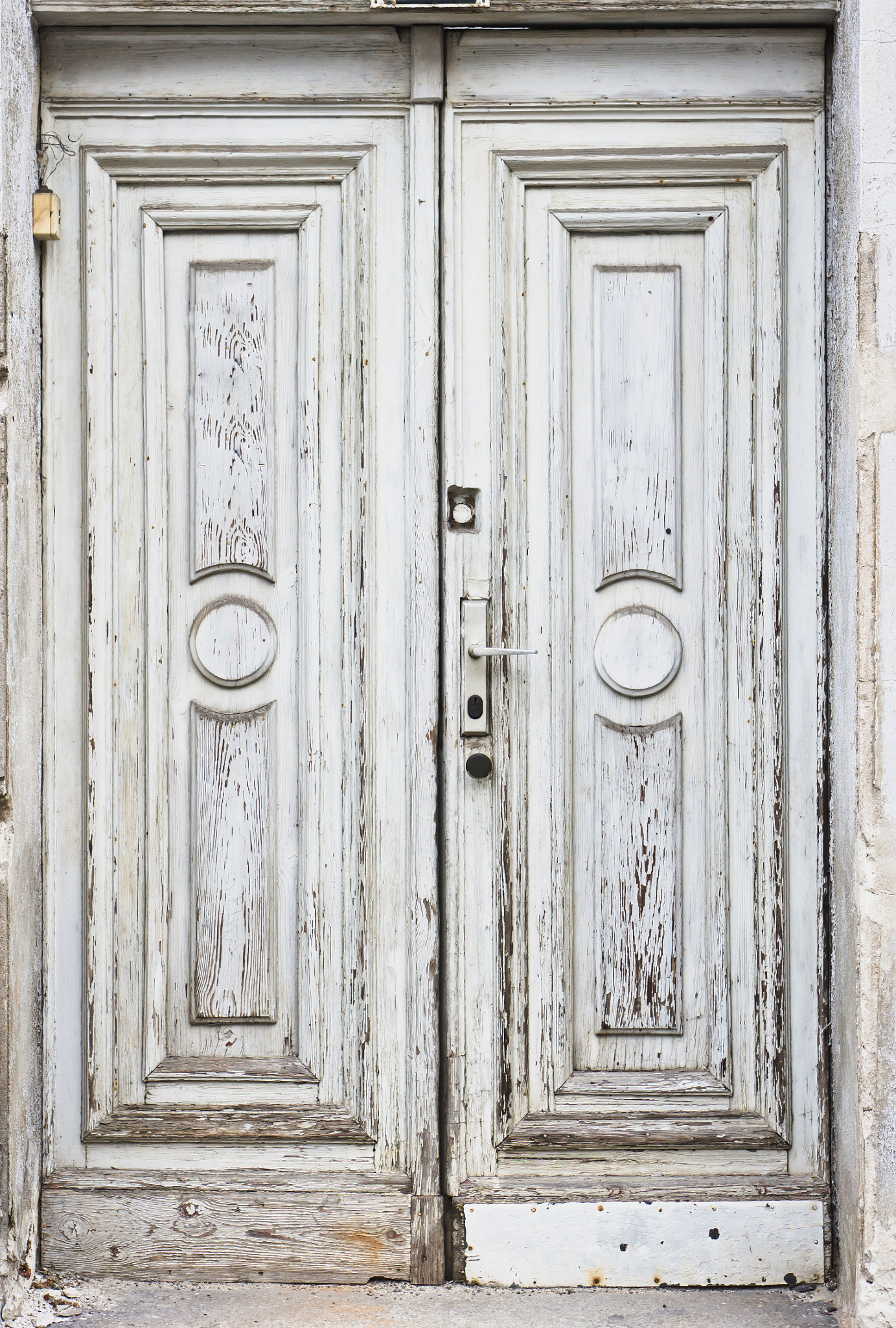 Sony Alpha NEX-5 + E 50mm F1.8 OSS sample photo. Wooden door photography