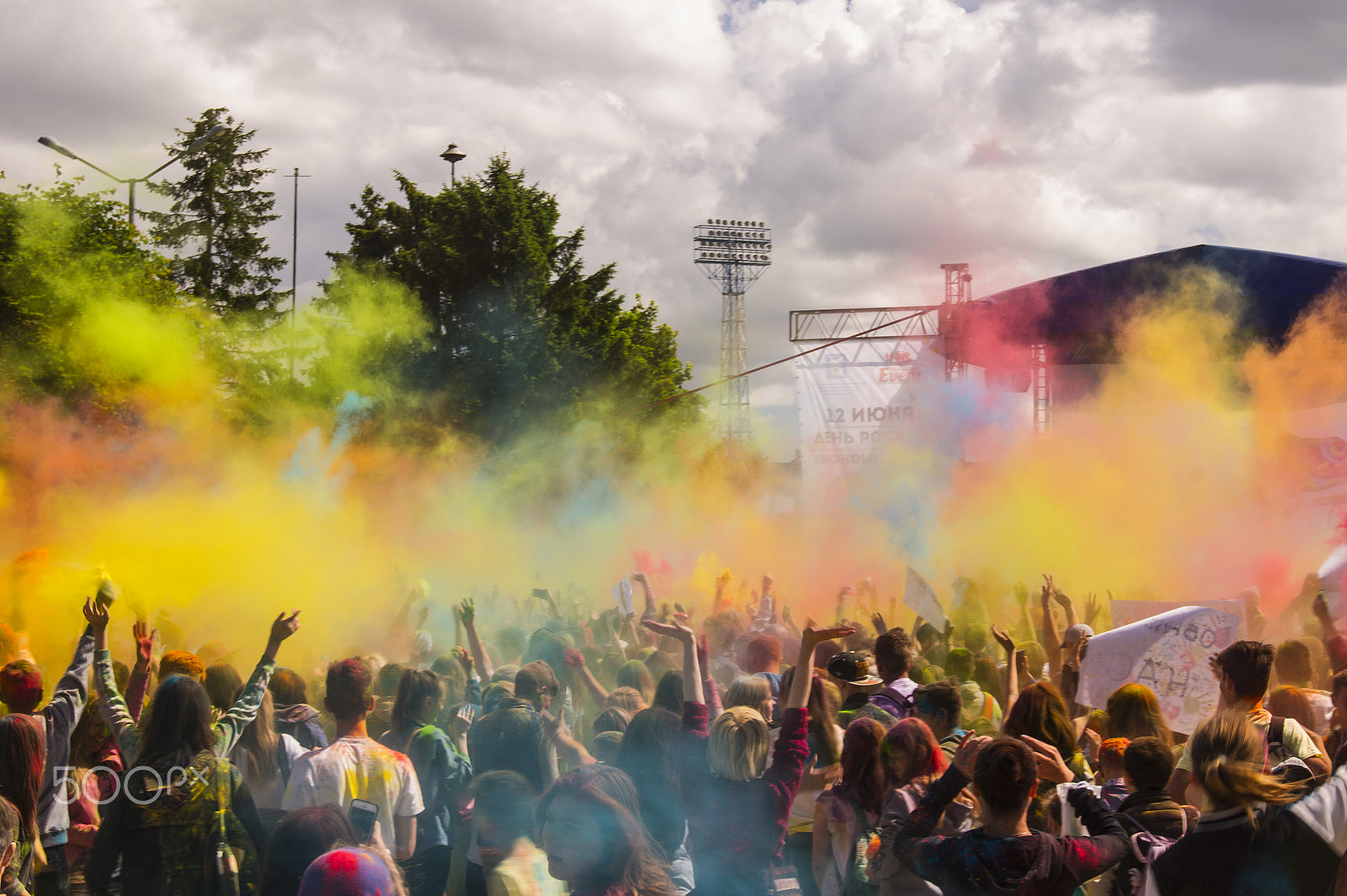 Sony Alpha DSLR-A450 + Sony DT 18-55mm F3.5-5.6 SAM sample photo. Holi festival of colours - kaliningrad photography