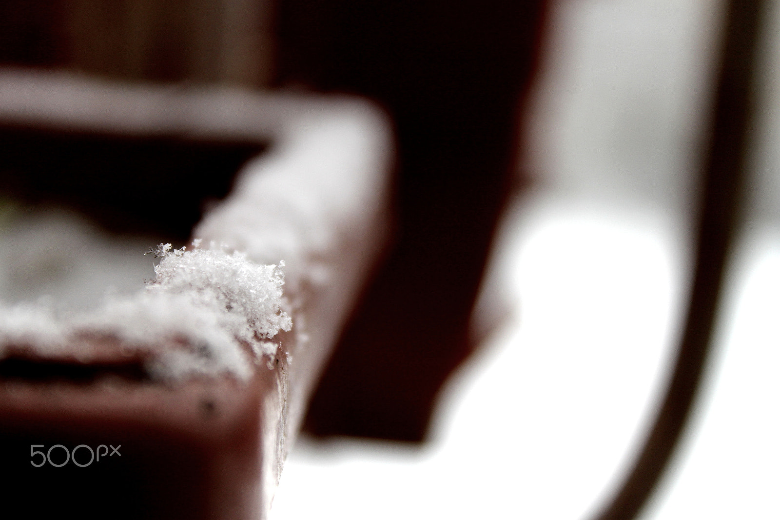 Canon EF-S 18-55mm F3.5-5.6 IS sample photo. Inside a snowflake photography