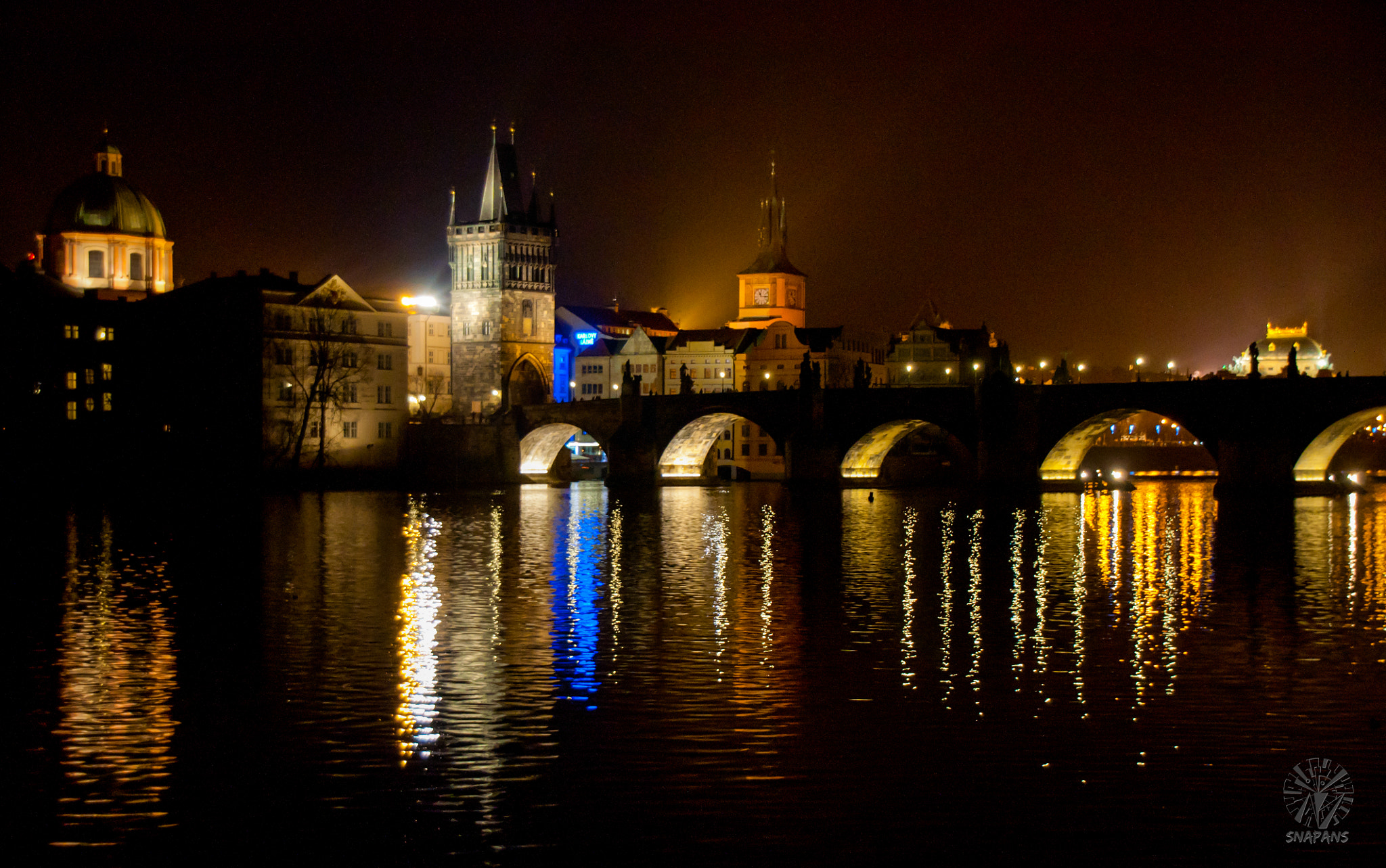 Nikon D5000 + Tamron AF 18-270mm F3.5-6.3 Di II VC LD Aspherical (IF) MACRO sample photo. Prague by night photography