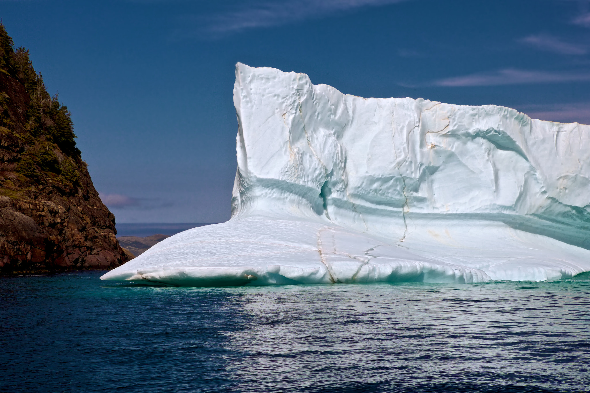 Canon EOS-1Ds Mark II sample photo. Sculpture of ice photography