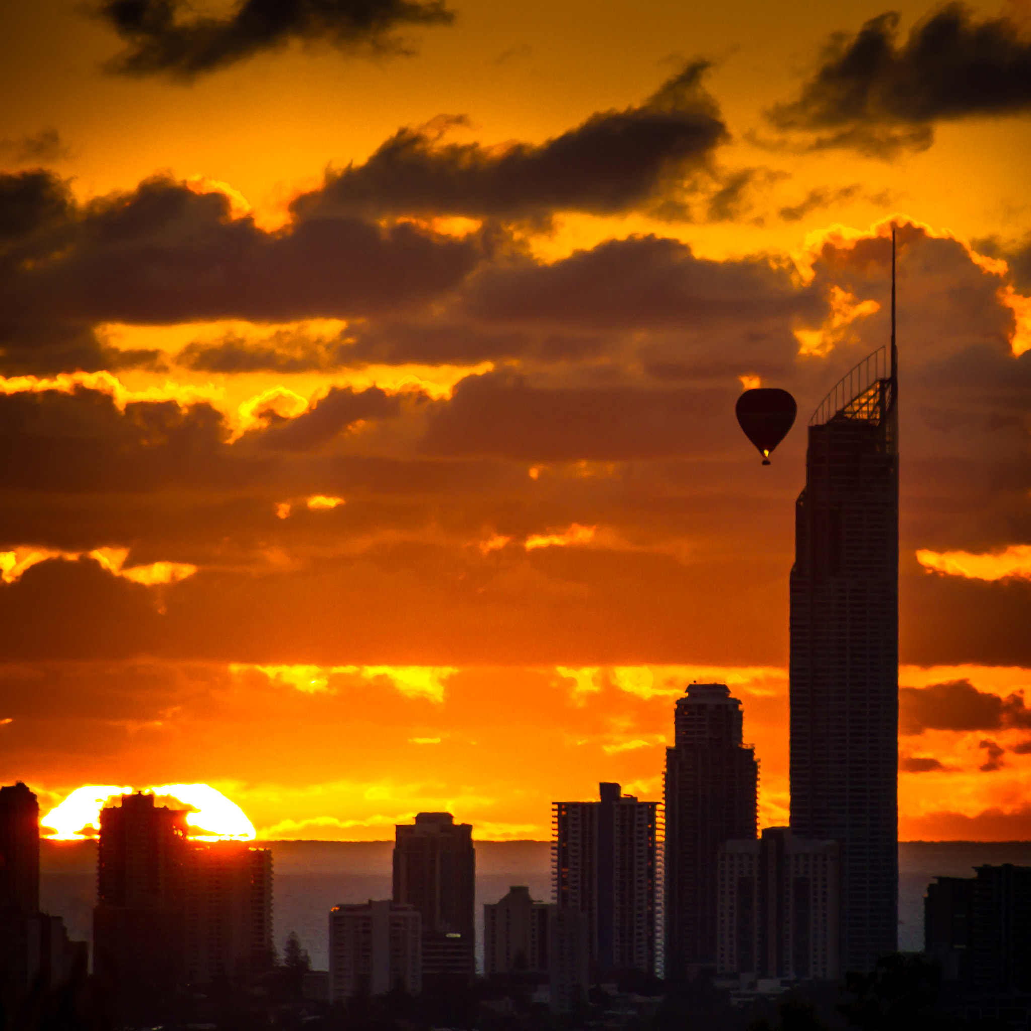Canon EF 75-300mm f/4-5.6 USM sample photo. Sunrise on the gold coast photography