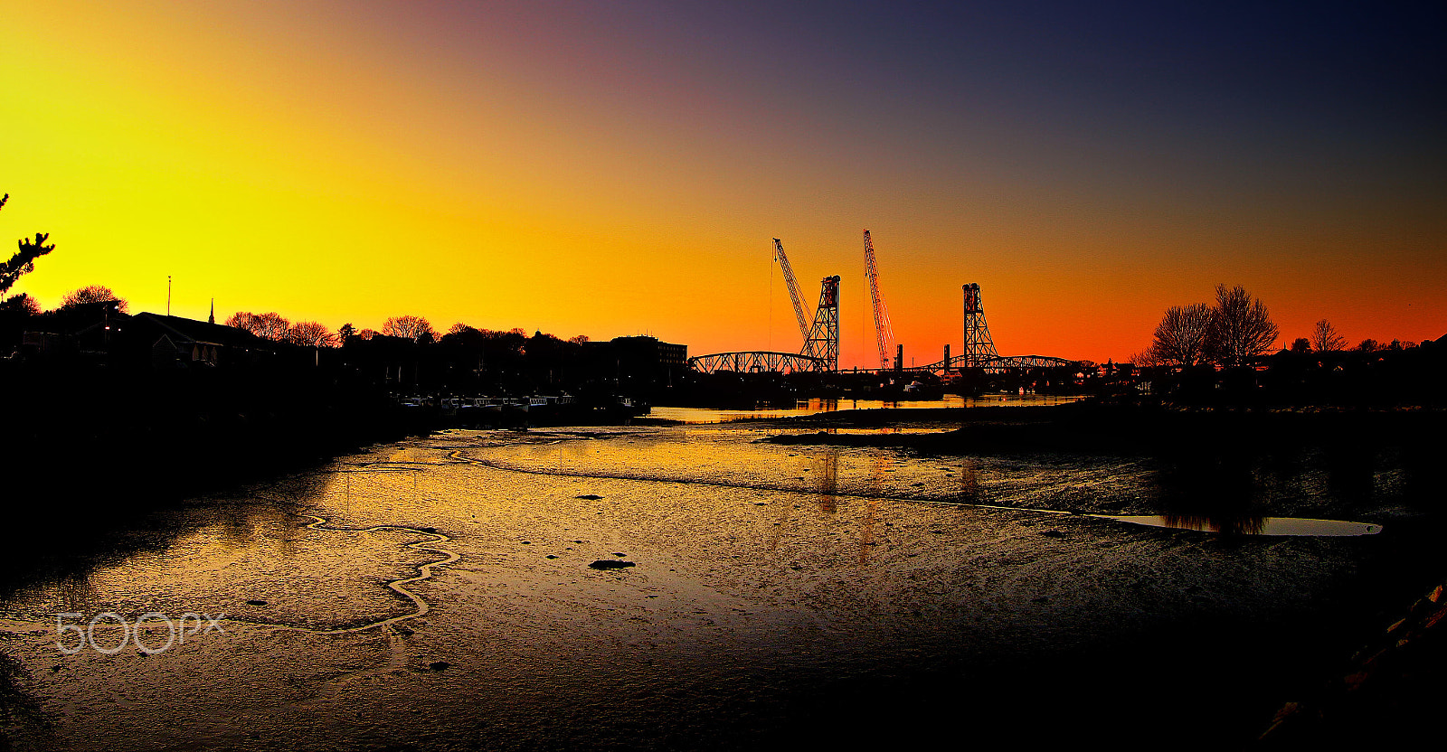 Canon EF 8-15mm F4L Fisheye USM sample photo. Portsmouth, nh harbor photography