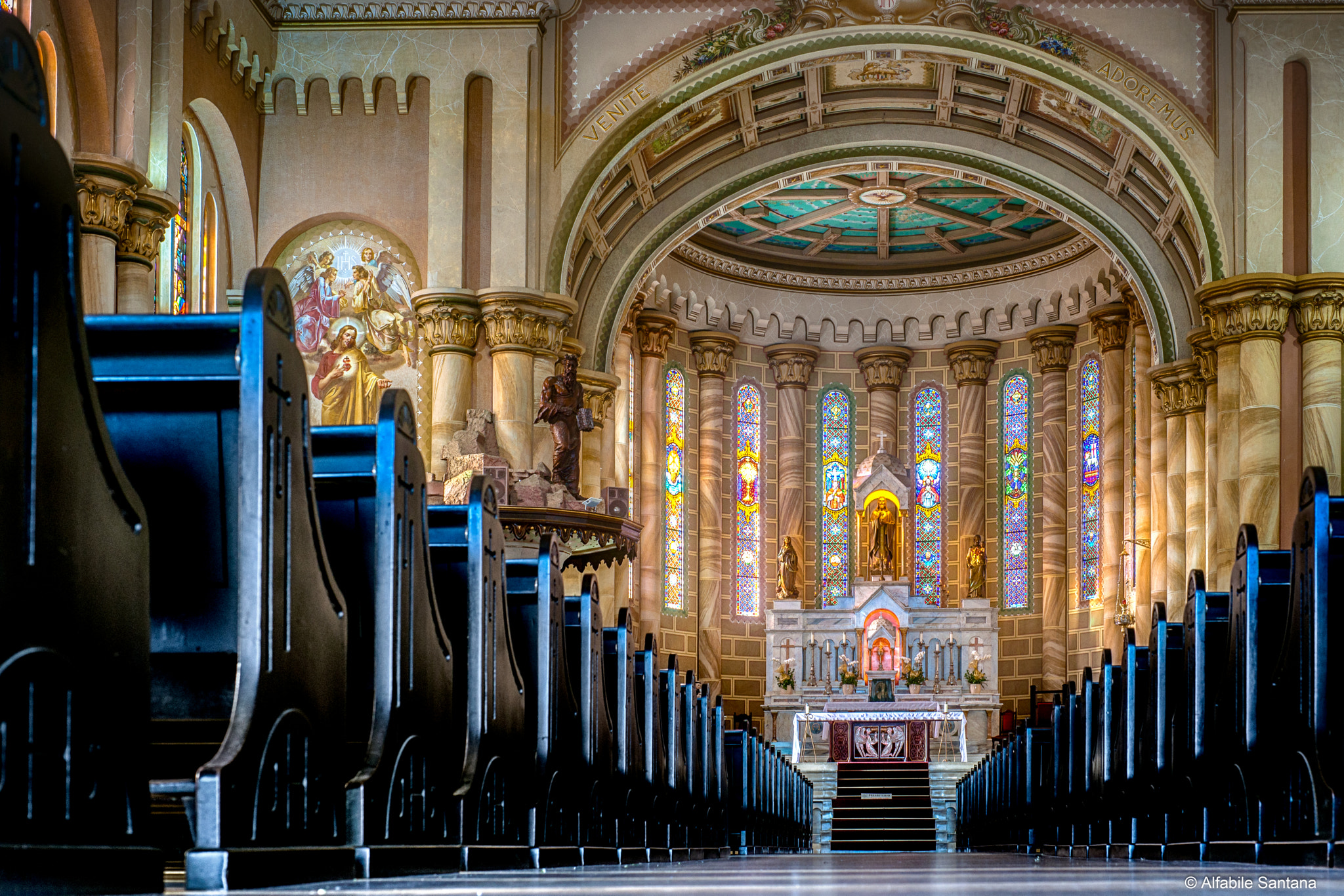 Sony Alpha DSLR-A900 + Minolta AF 50mm F1.7 sample photo. Church photography