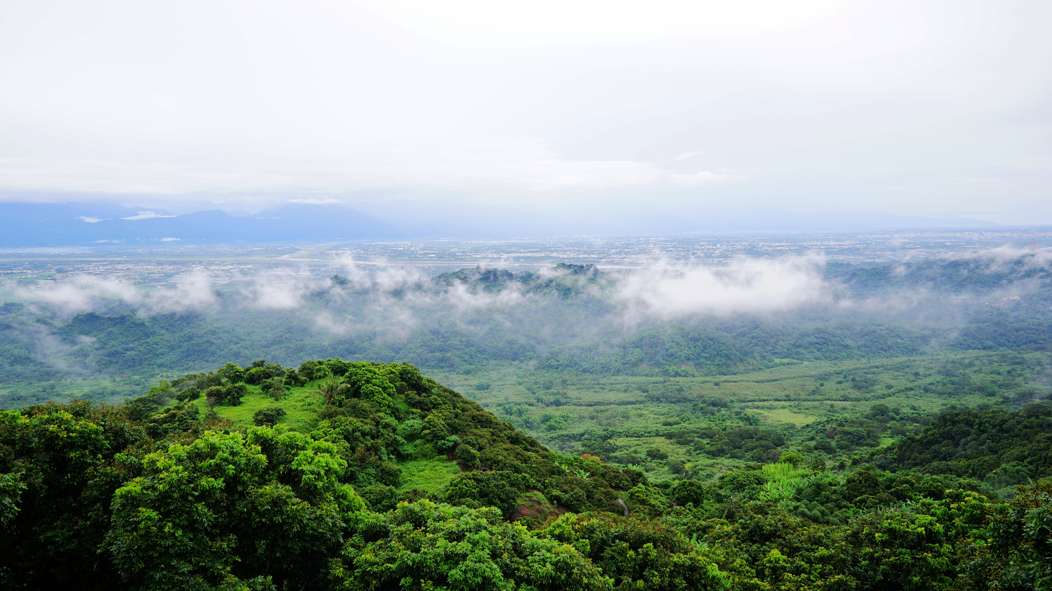 Sony a7 II + Sony FE 24-70mm F2.8 GM sample photo. Mountain photography