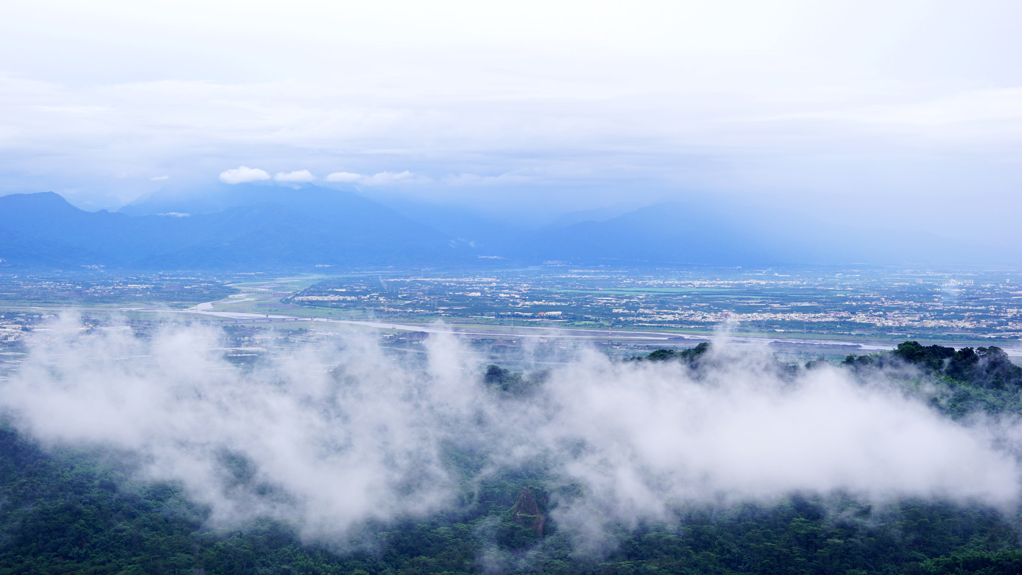 Sony FE 24-70mm F2.8 GM sample photo. Mountain in taiwan photography