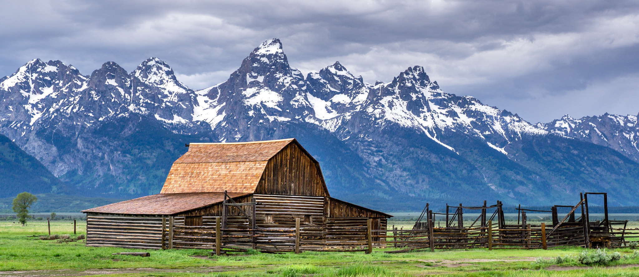 E 32mm F1.8 sample photo. T. a. moulton barn grand teton national park photography