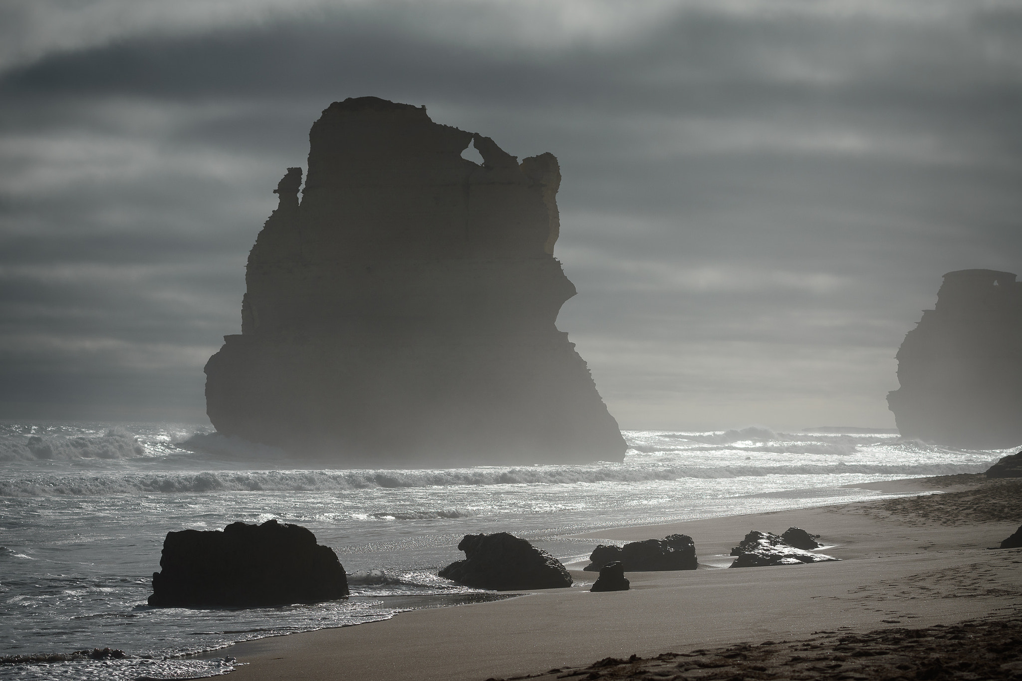 Nikon AF-S Nikkor 70-200mm F4G ED VR sample photo. Great ocean road photography