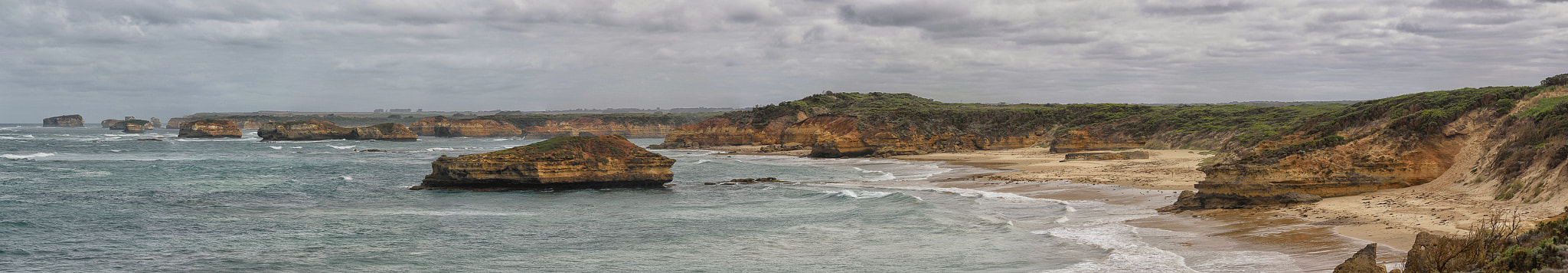 Nikon AF-S Nikkor 70-200mm F4G ED VR sample photo. Great ocean road photography