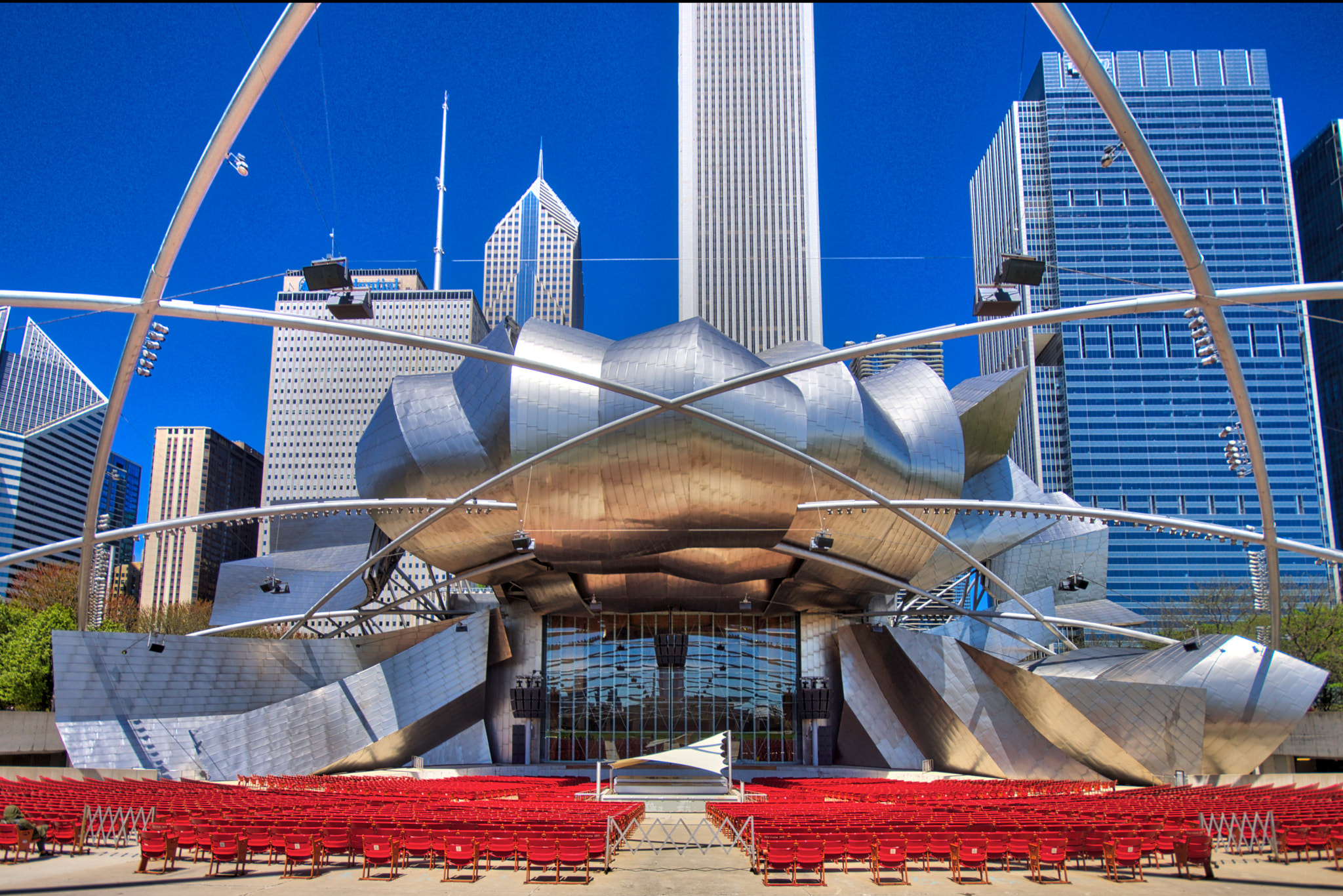 Sigma AF 10-20mm F4-5.6 EX DC sample photo. Millenium park bandstand photography