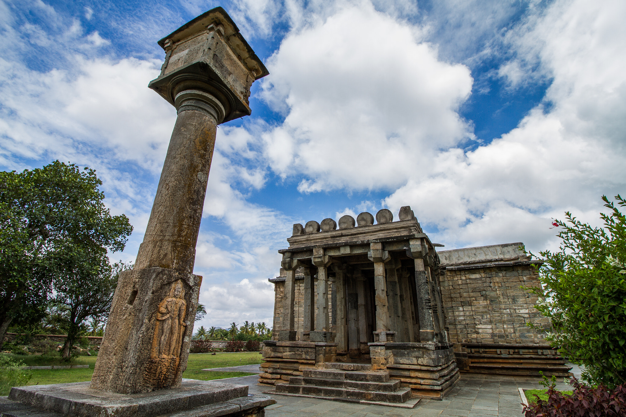 Canon EOS 7D + Canon EF-S 10-18mm F4.5–5.6 IS STM sample photo. Jain temple at halebidu photography