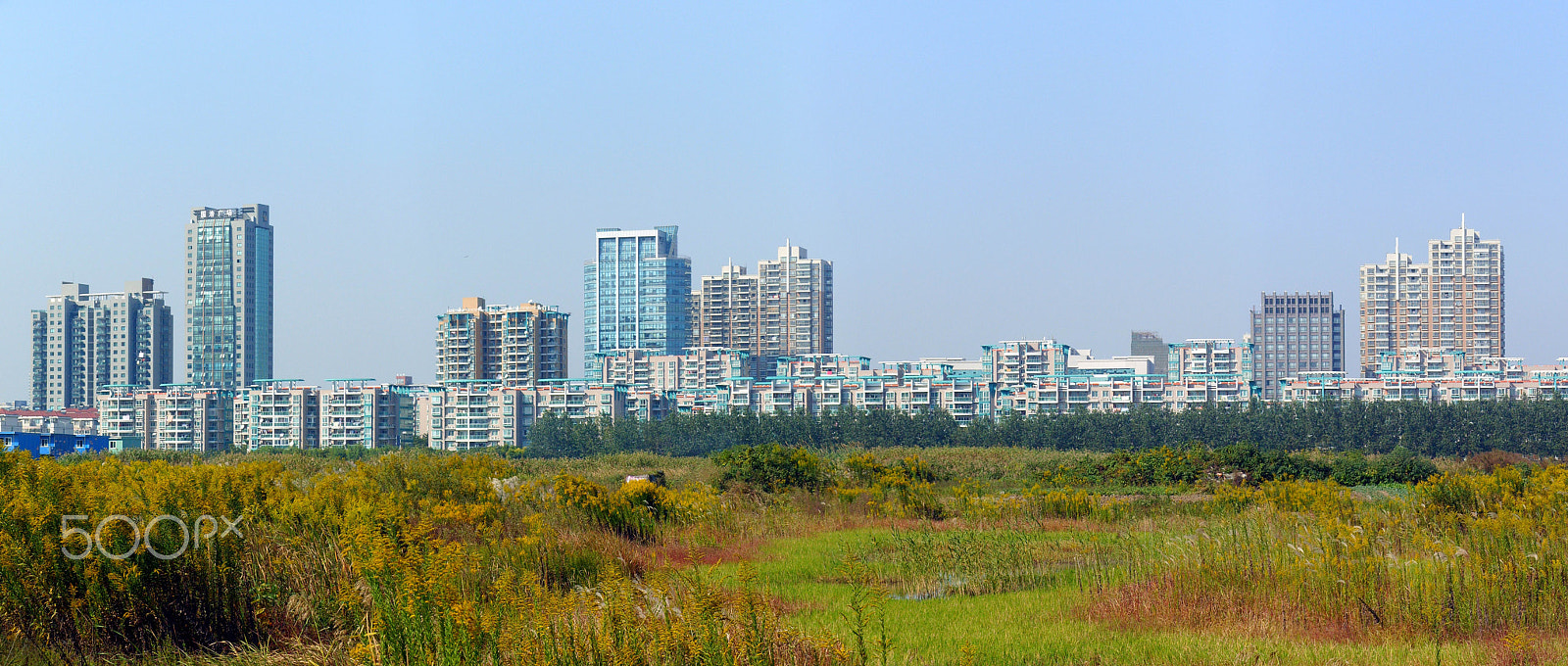 Samsung KENOX S1050  / Samsung S1050 sample photo. Wasteland and apartments photography