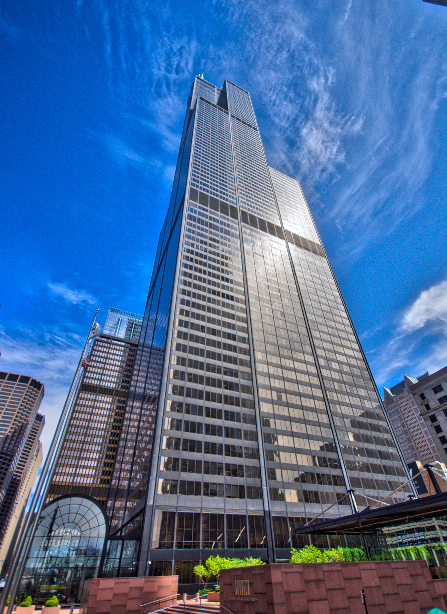 Sigma AF 10-20mm F4-5.6 EX DC sample photo. Willis (sears) tower photography