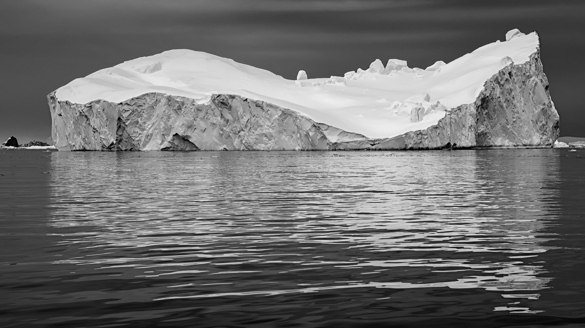 24.0 - 70.0 mm sample photo. Iceberg photography