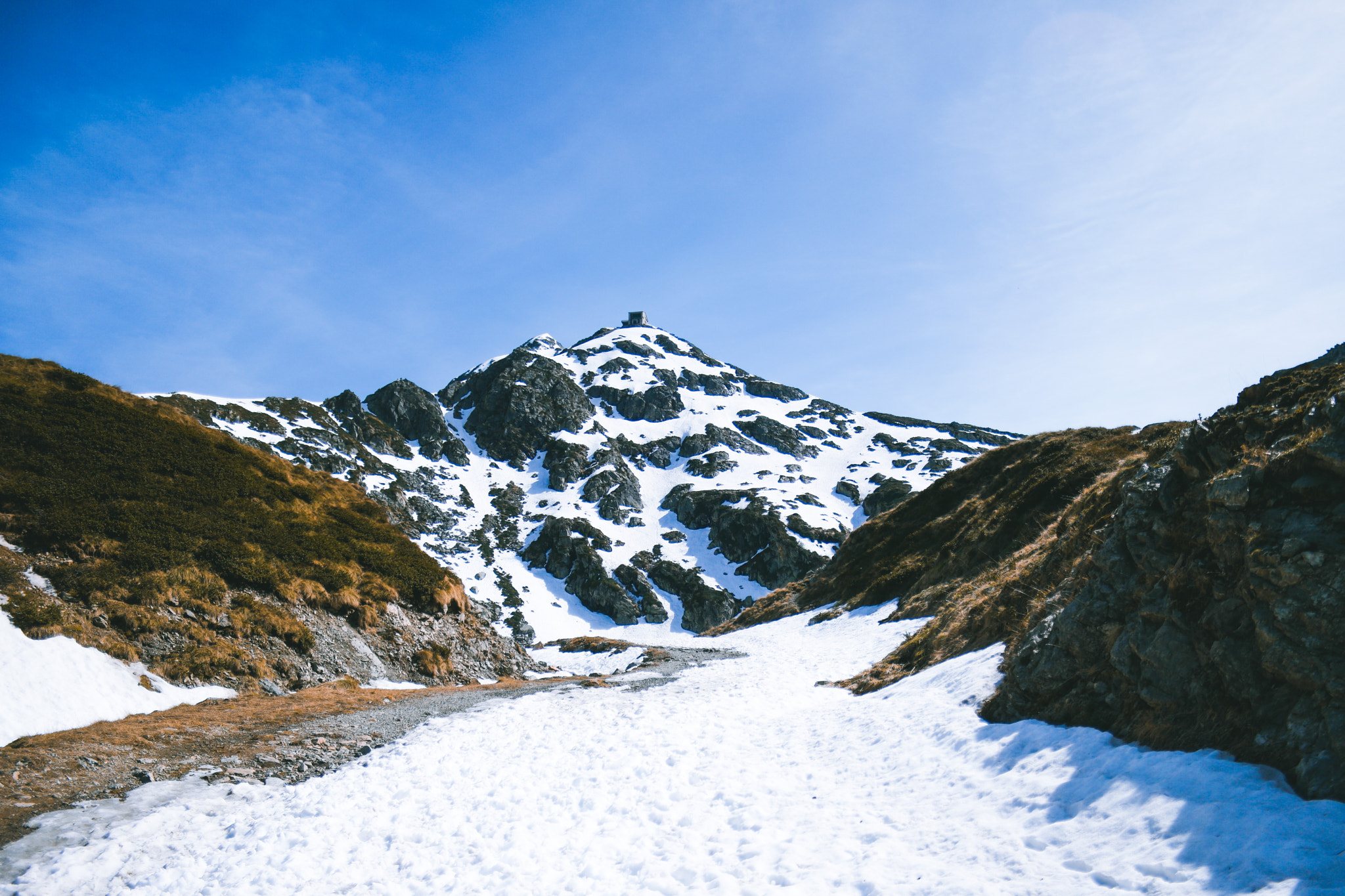 Saumsun NX 16-50mm F2-2.8 S ED OIS sample photo. Lago di mucrone photography