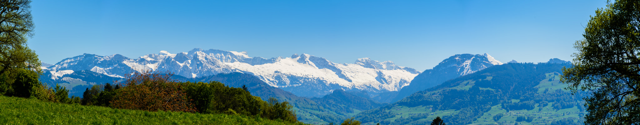 Nikon D5200 + Sigma 18-250mm F3.5-6.3 DC OS HSM sample photo. Panorama swiss mountains photography