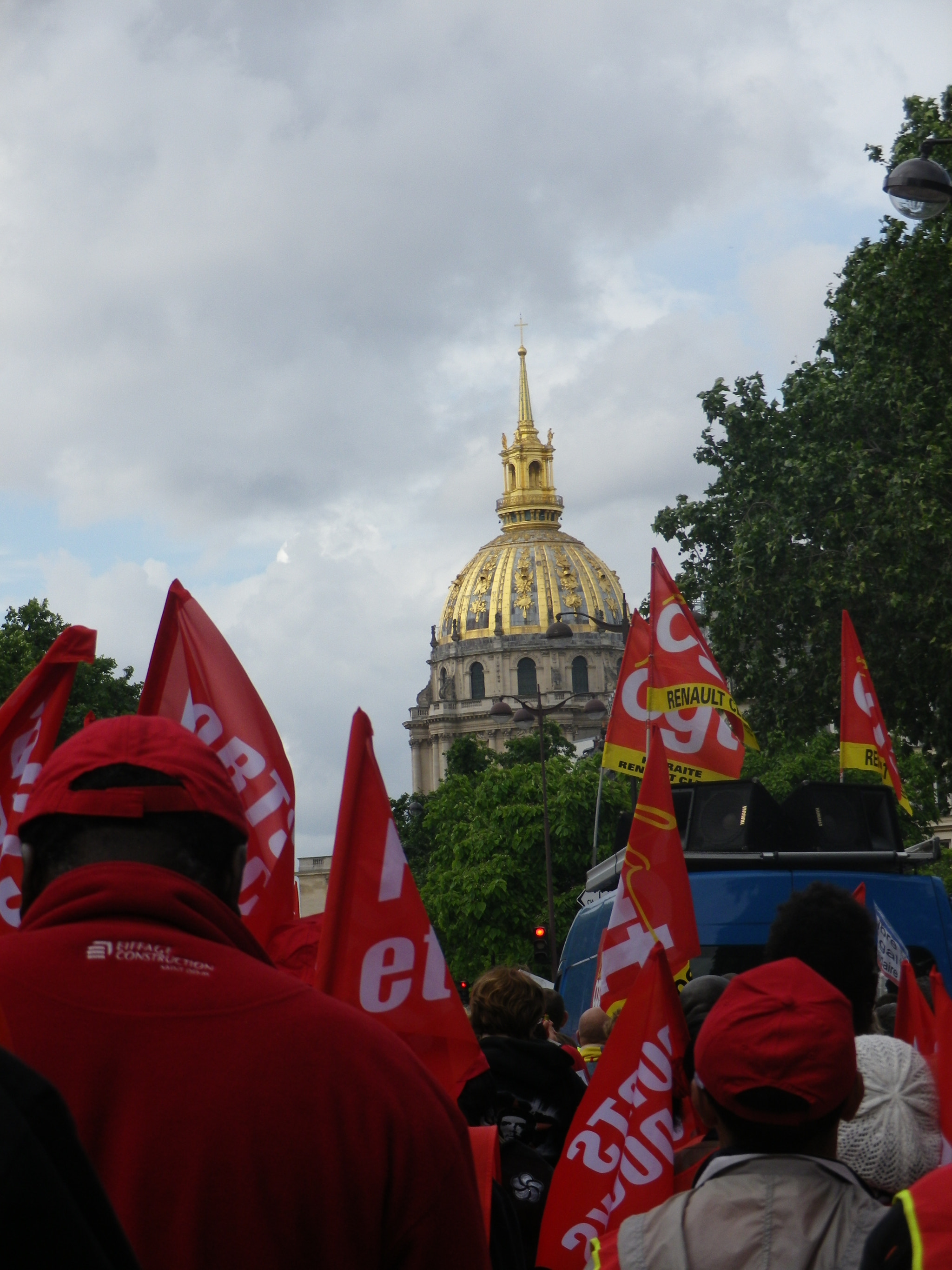 Pentax Optio RZ18 sample photo. Dôme des invalides paris photography