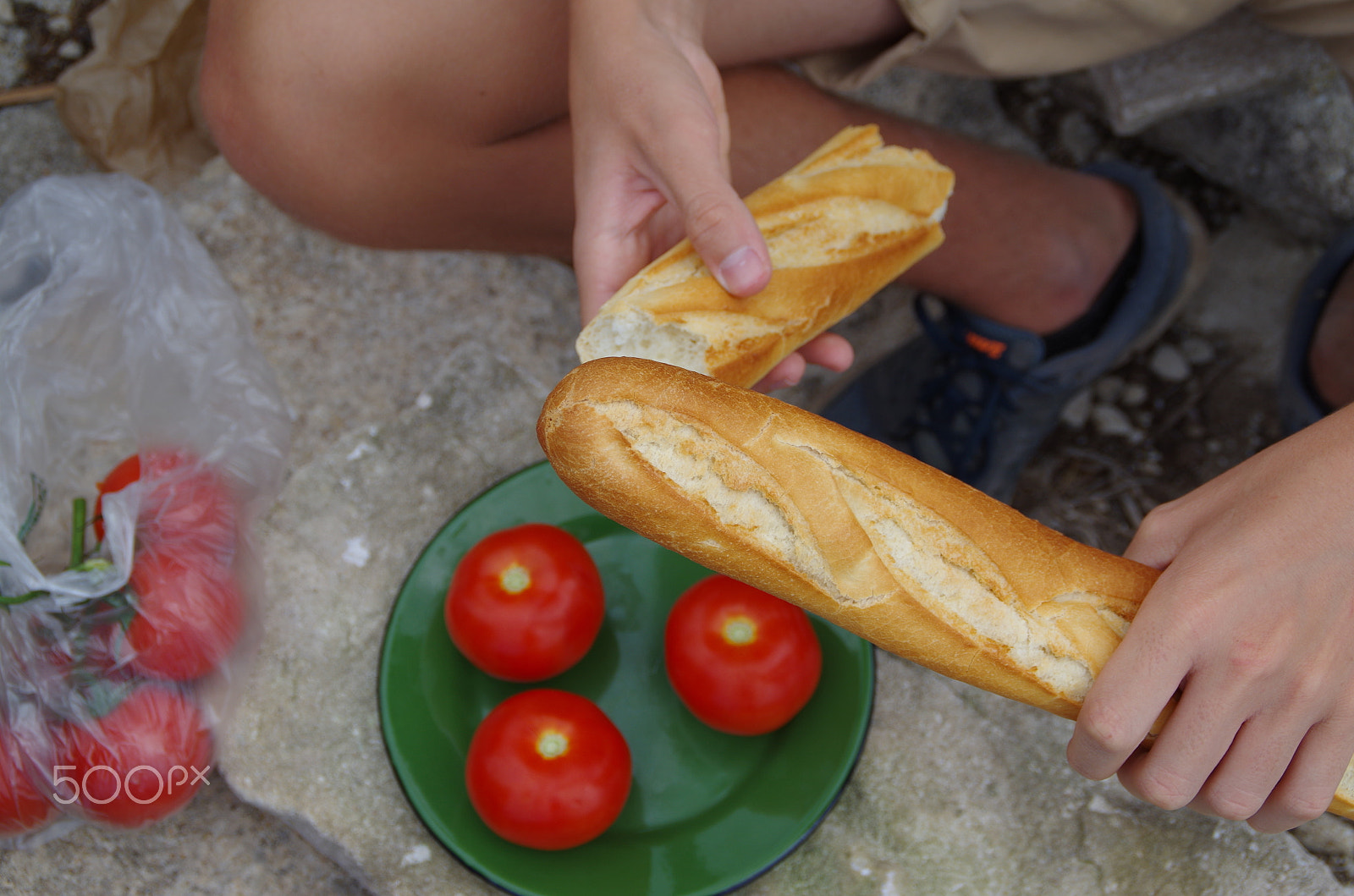 Pentax K-30 + Tamron AF 18-200mm F3.5-6.3 XR Di II LD Aspherical (IF) Macro sample photo. Food break photography