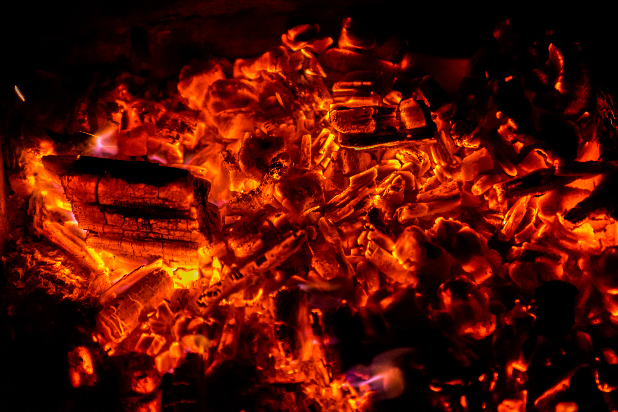 Nikon D600 + Sigma 24-70mm F2.8 EX DG Macro sample photo. Fire photography