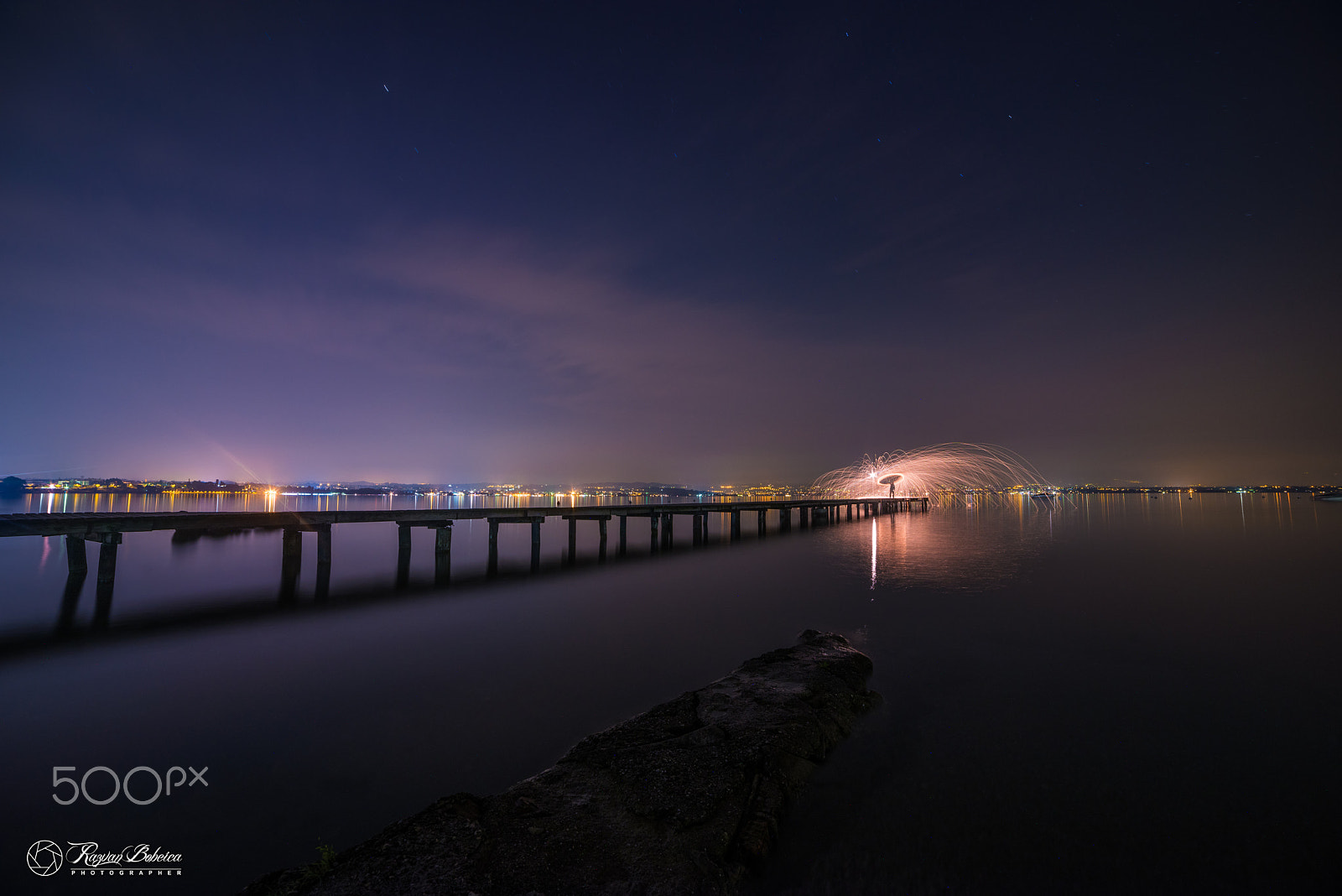 Samyang 14mm F2.8 ED AS IF UMC sample photo. Night light colors photography